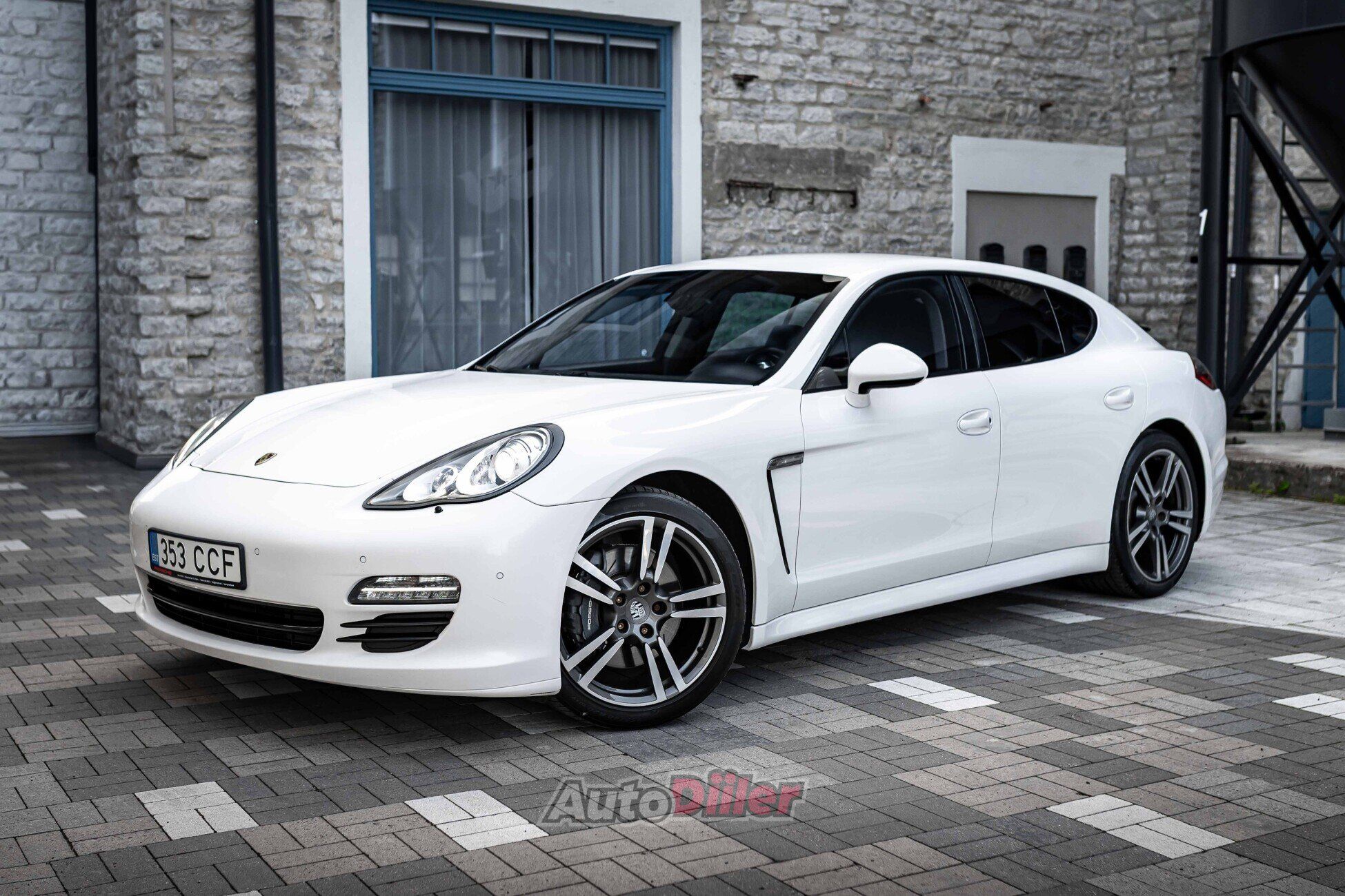 Porsche Panamera 3.6 220kW 2011, photo 2/10