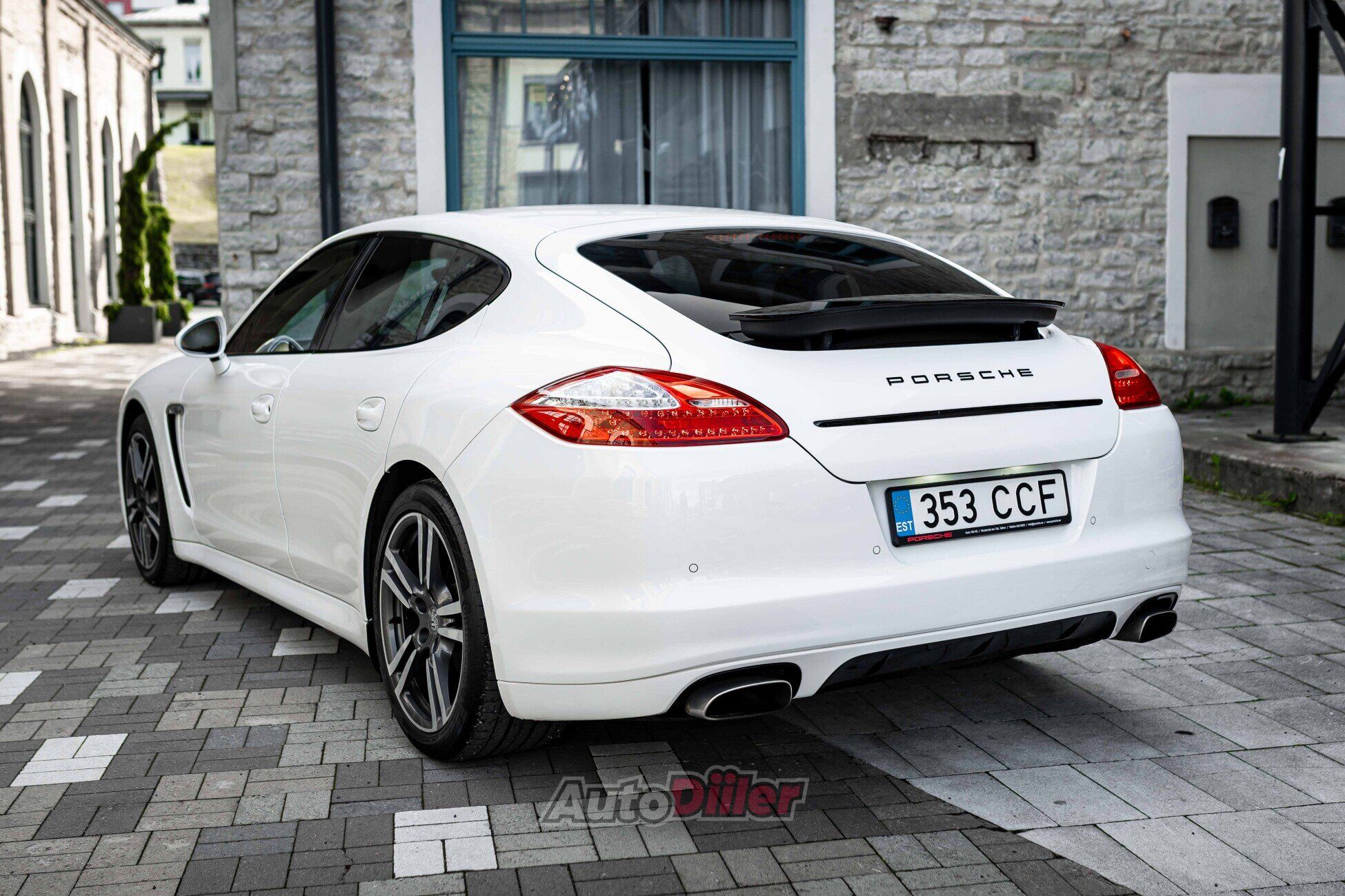 Porsche Panamera 3.6 220kW 2011, photo 4/10