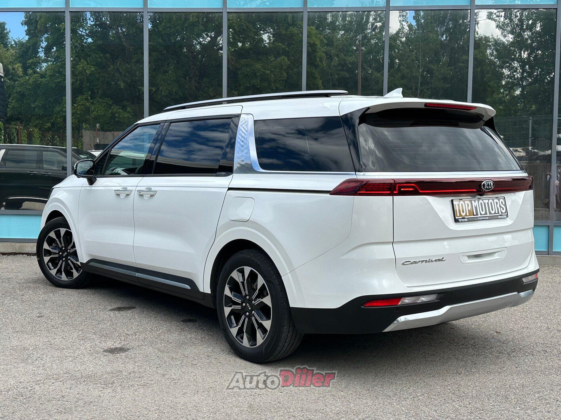 Kia Carnival Noblesse 2.2 148kW 2021, photo 5/10