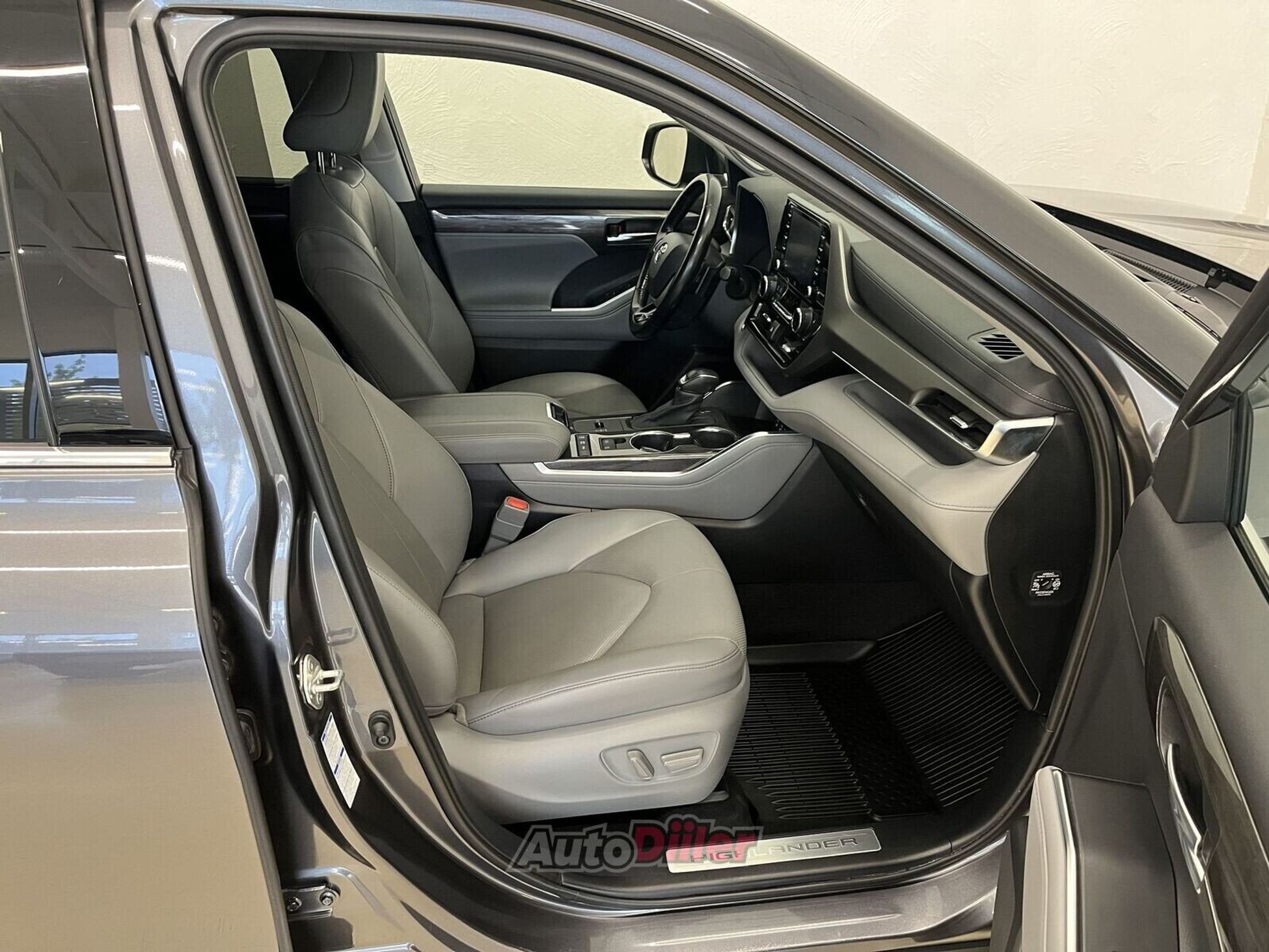 Toyota Highlander Executive 2.5 140kW 2022, photo 5/10