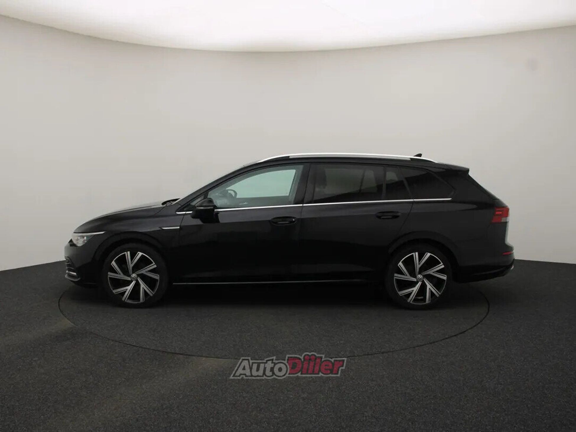 Volkswagen Golf 2021, photo 6/10