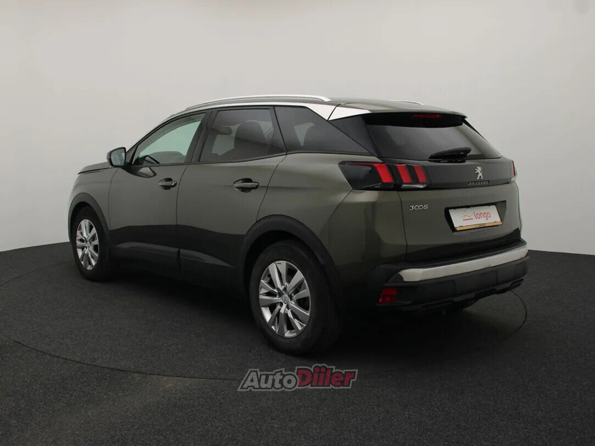 Peugeot 3008 Executive 1.2 96kW 2020, photo 7/10