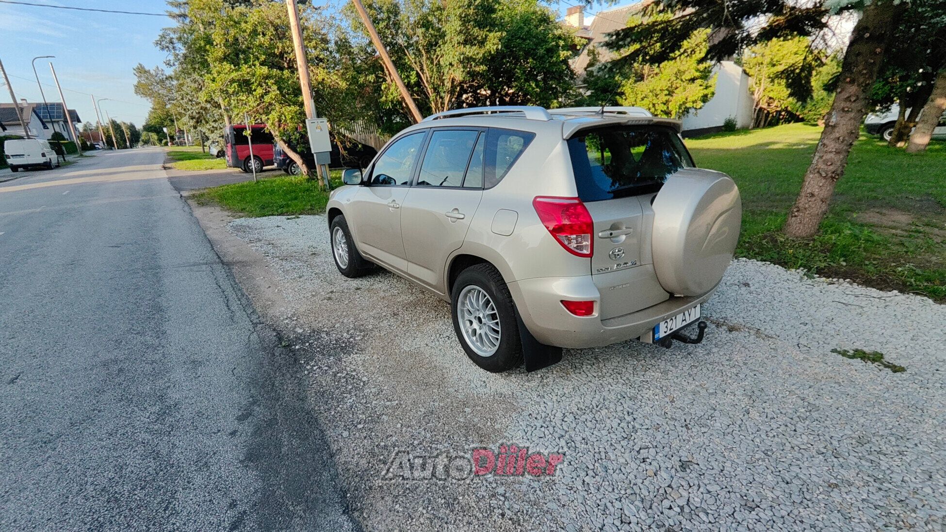 Toyota RAV4 2.0 112kW 2007, photo 2/10