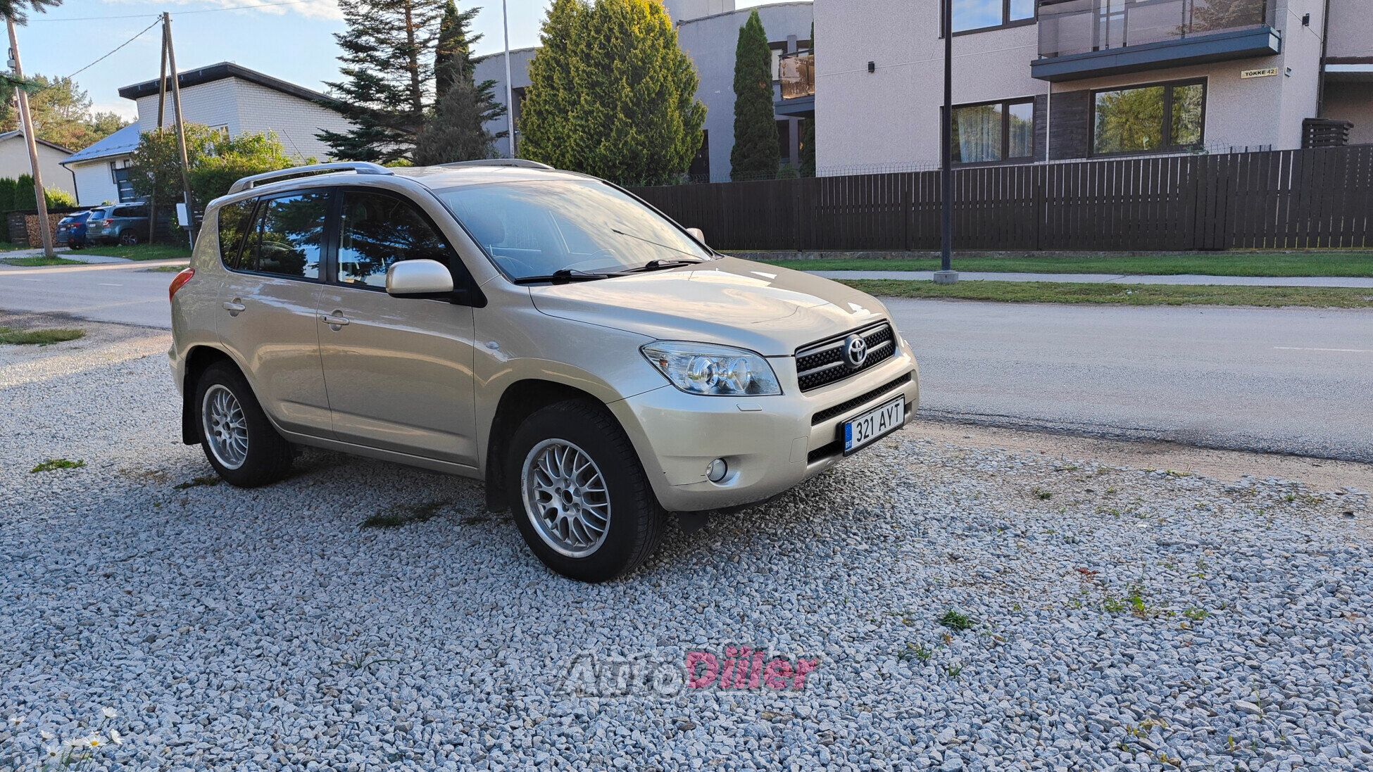 Toyota RAV4 2.0 112kW 2007, photo 4/10