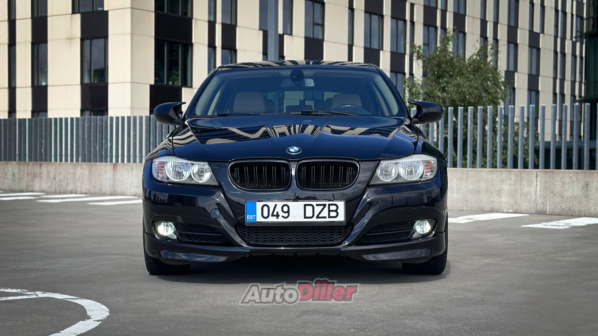 BMW 320 LCI Shadowline 2.0 130kW 2010, photo 5/10