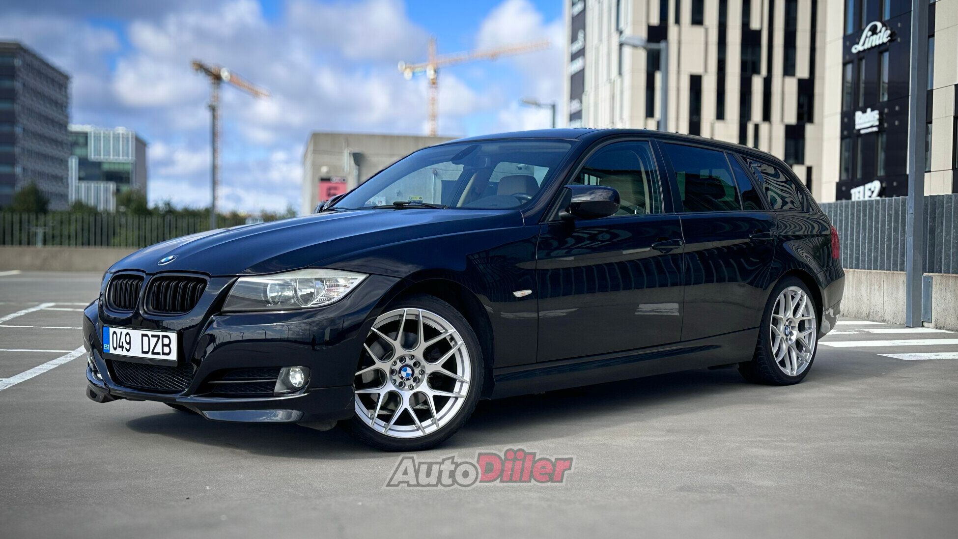 BMW 320