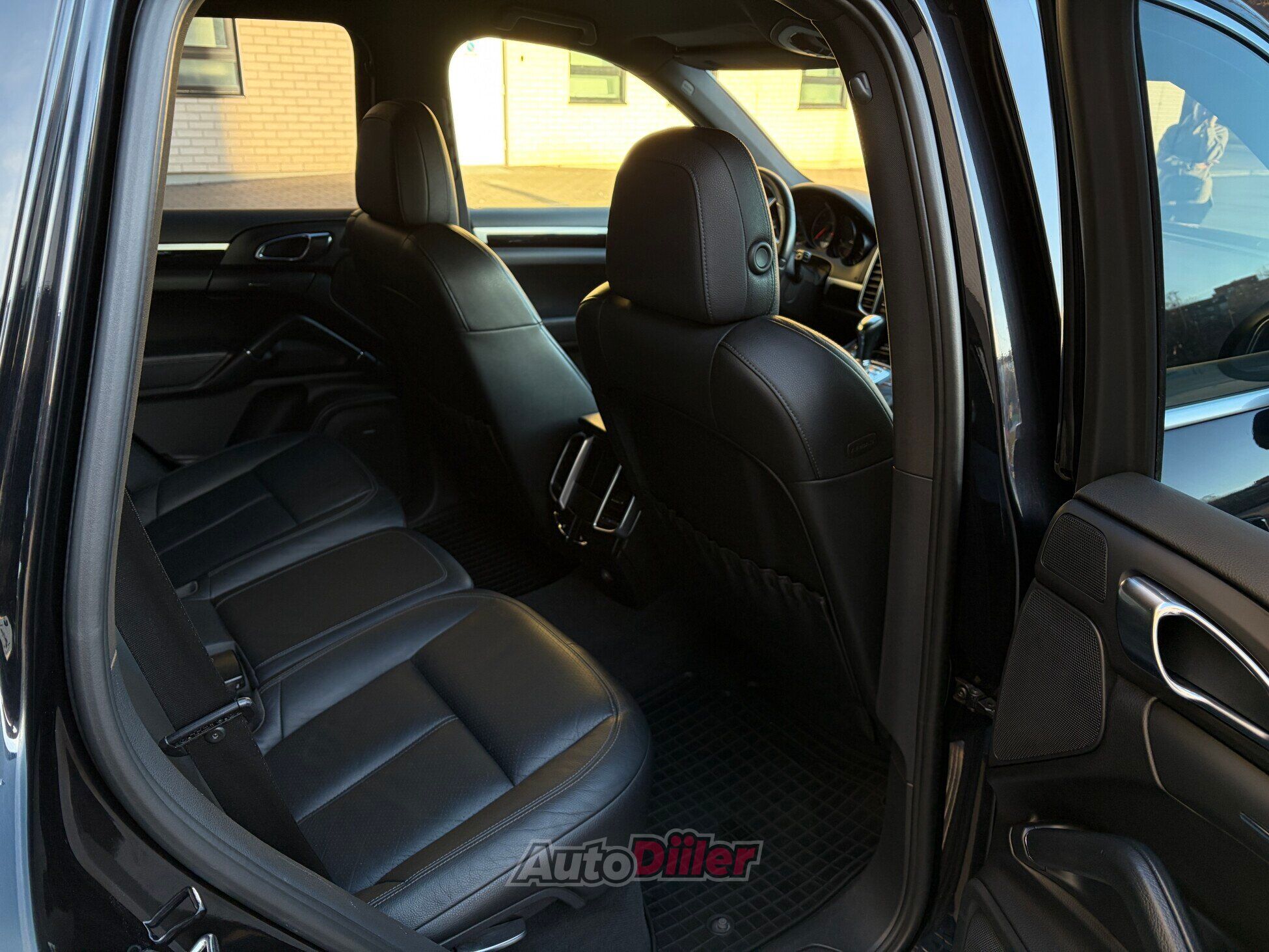 Porsche Cayenne 3.0 176kW 2011, photo 3/9