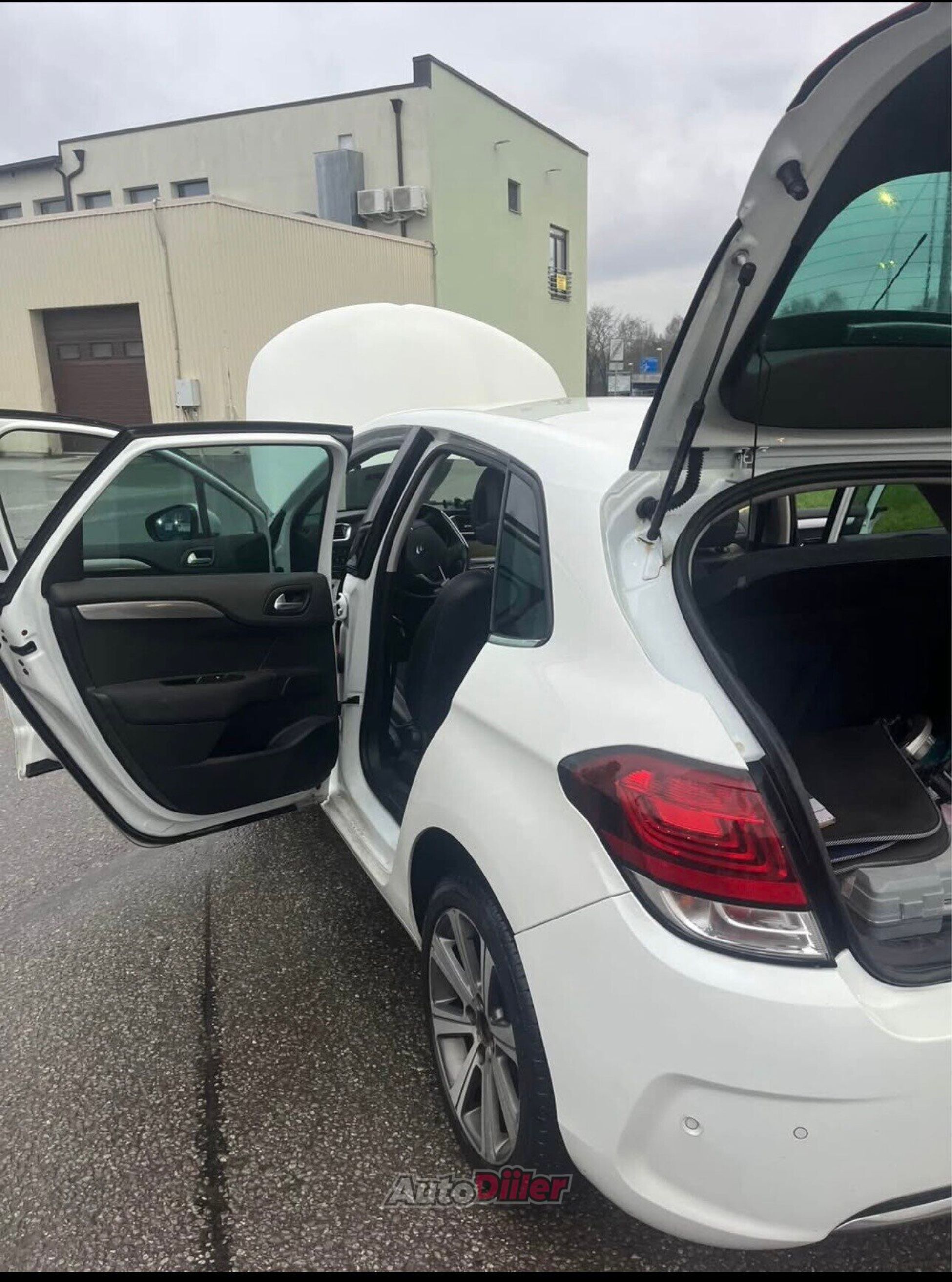 Citroen C4 1.6 88kW 2017, photo 5/9