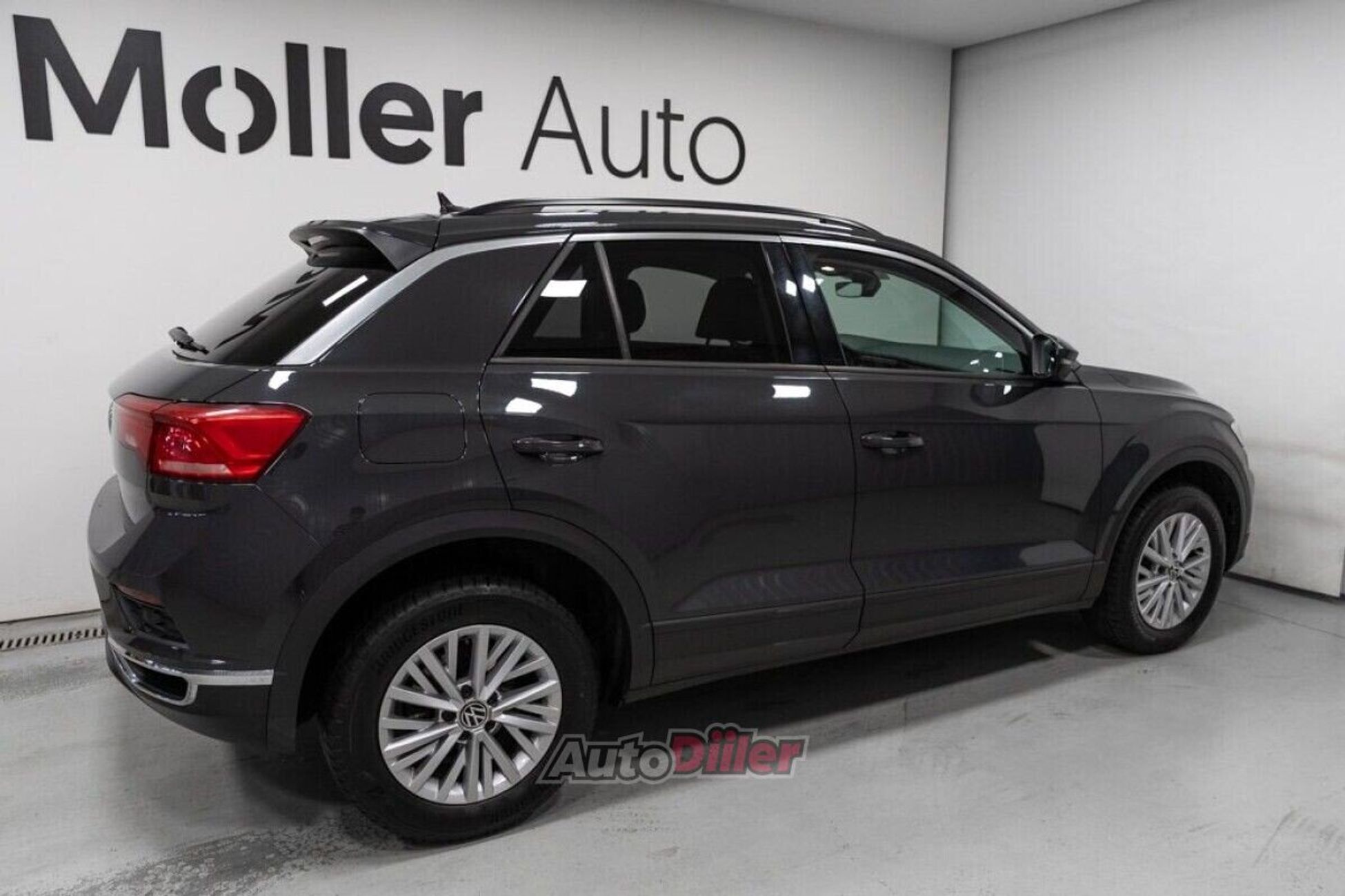 Volkswagen T-Roc 1.5 110kW 2021, photo 4/10