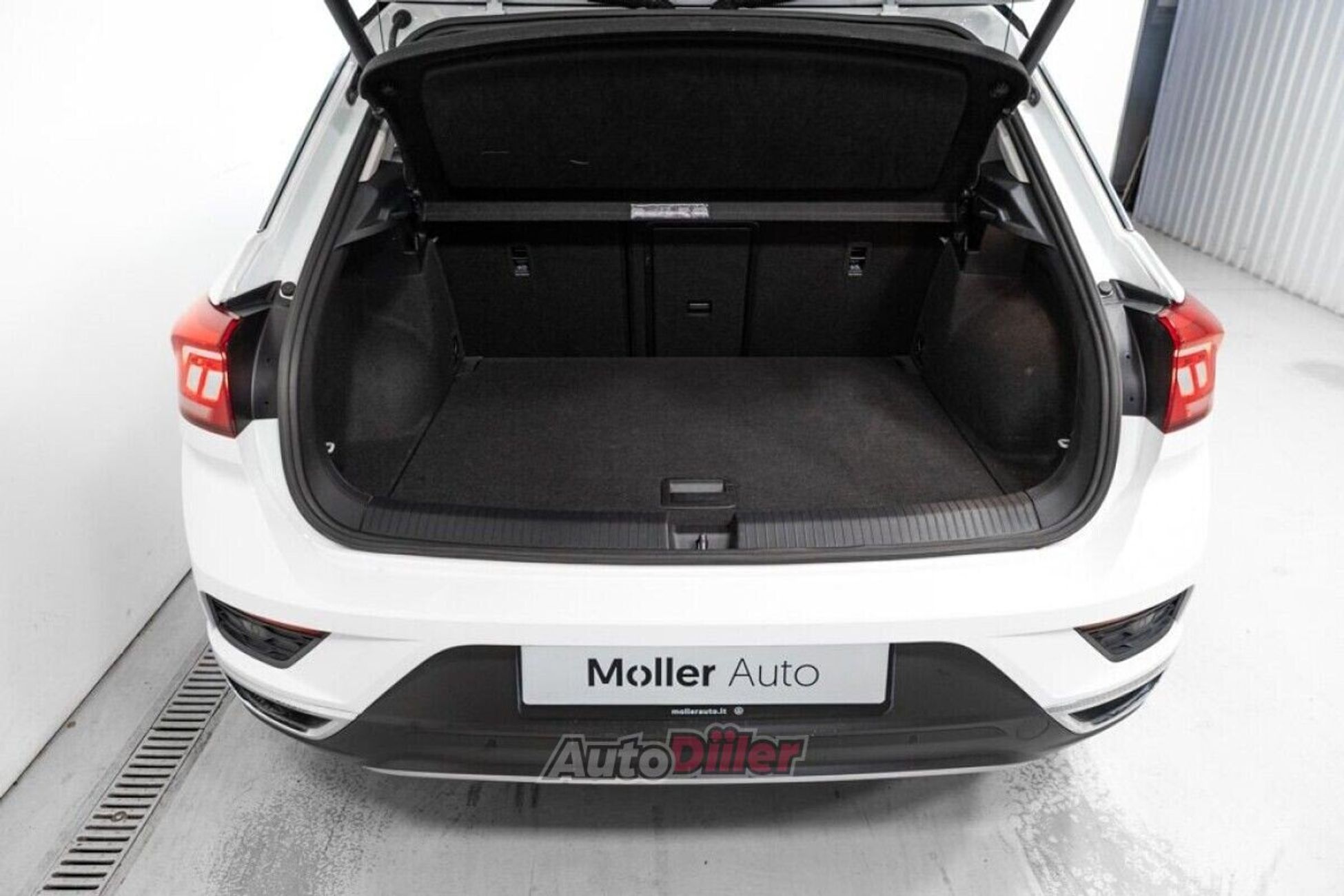 Volkswagen T-Roc 1.5 110kW 2021, photo 5/10