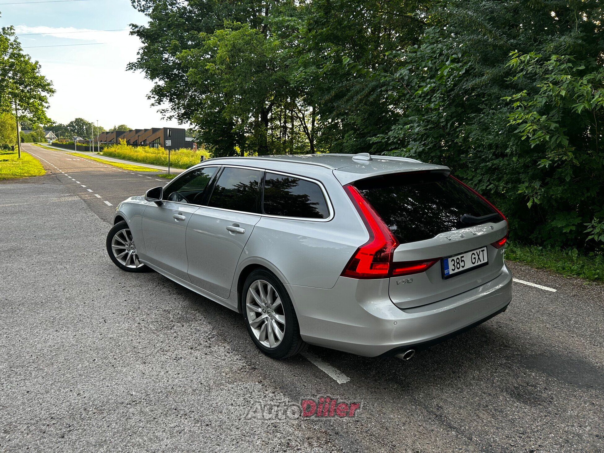 Volvo V90 2.0 140kW 2018, photo 3/9