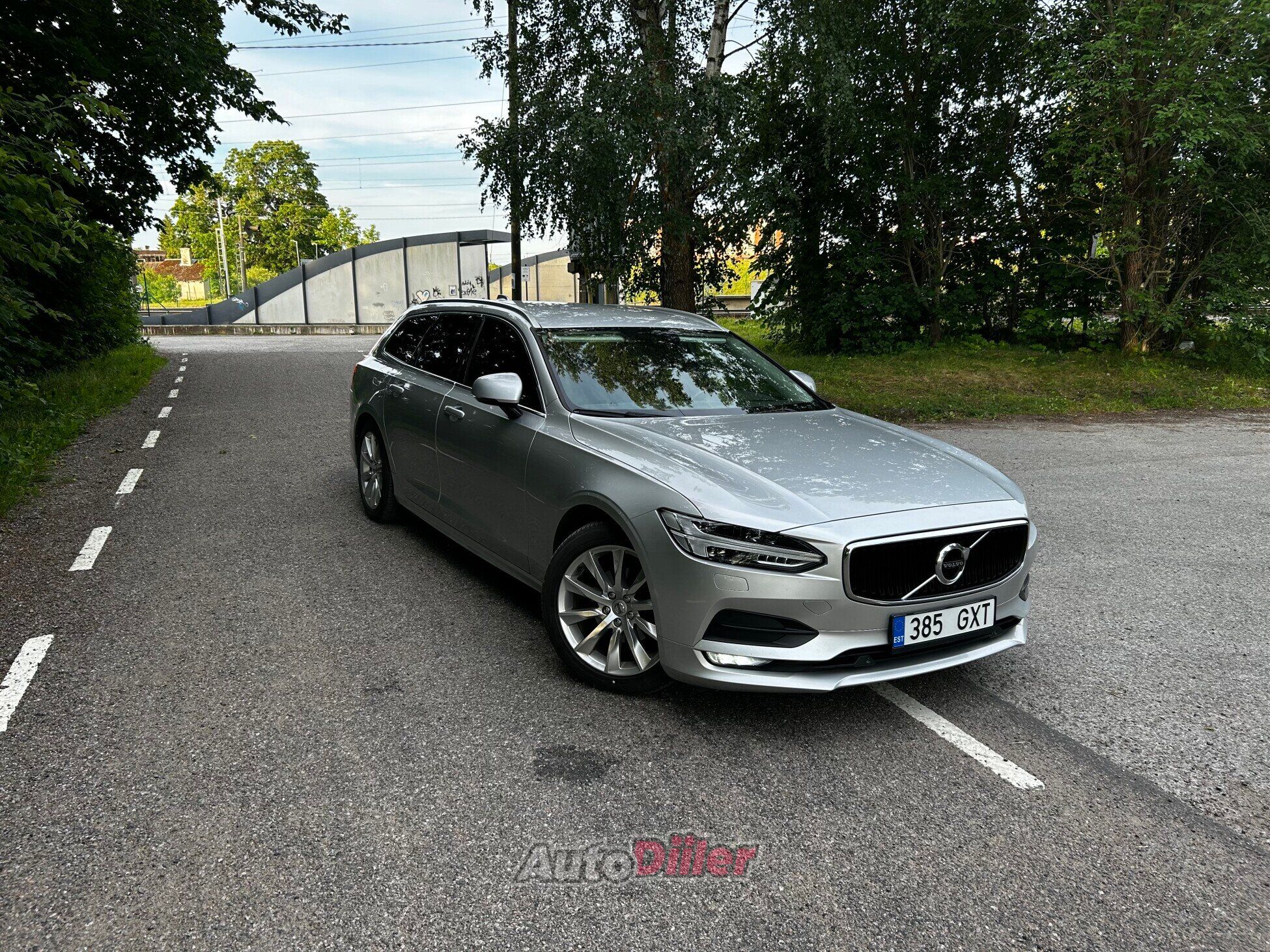 Volvo V90