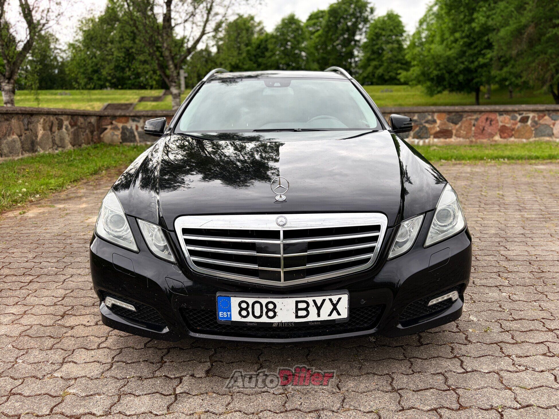 Mercedes-Benz E 350 3.0 170kW 2010, kuva 2/10