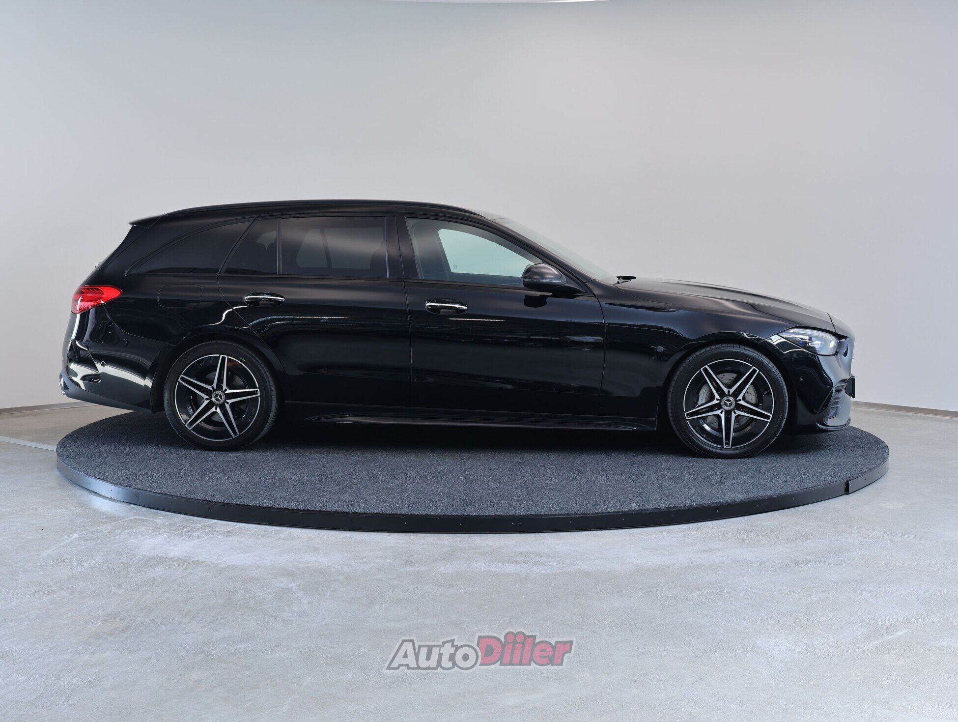 Mercedes-Benz C 200 2022, photo 6/10
