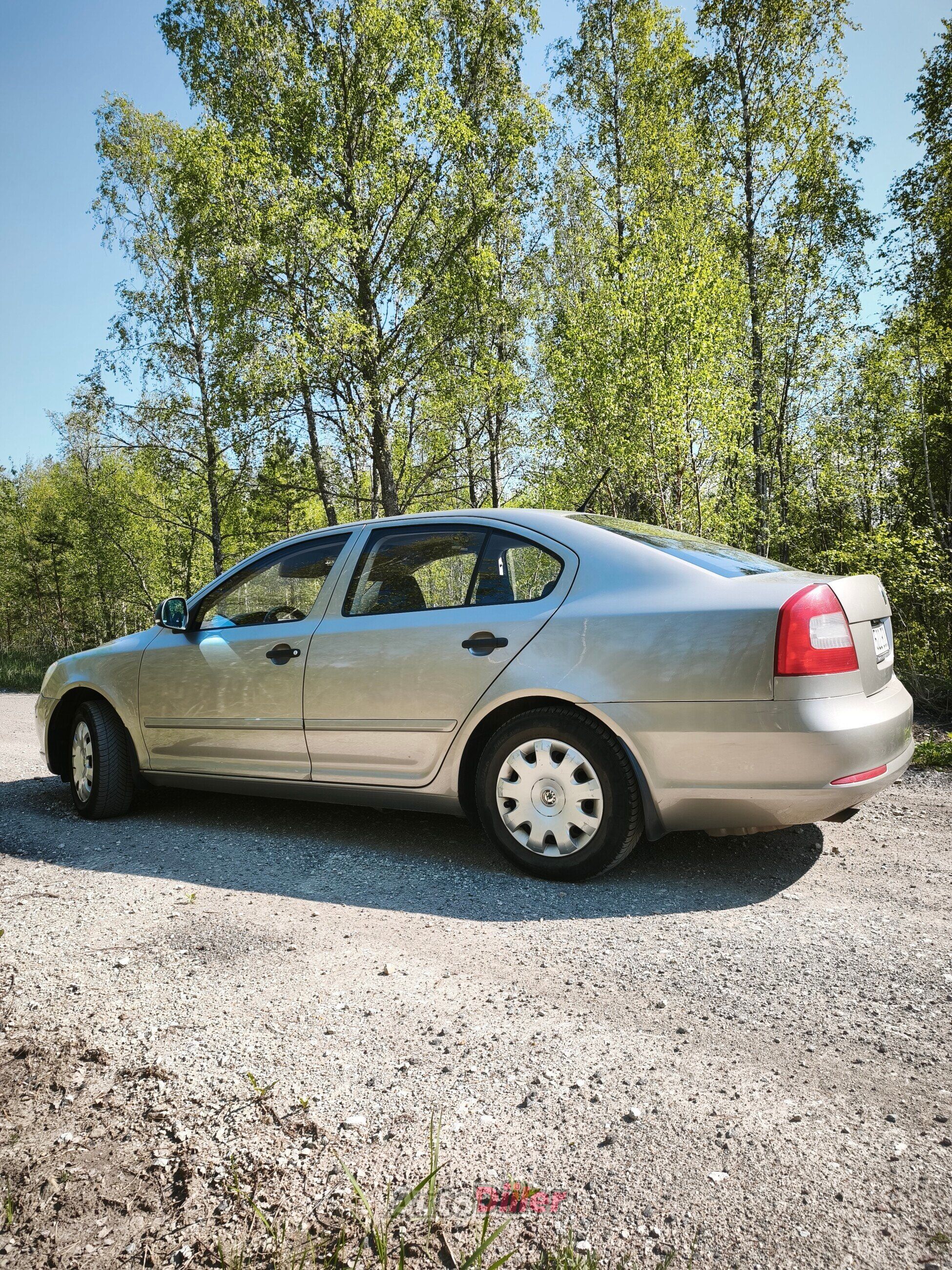 Skoda Octavia 1.2 77kW 2011, kuva 5/10