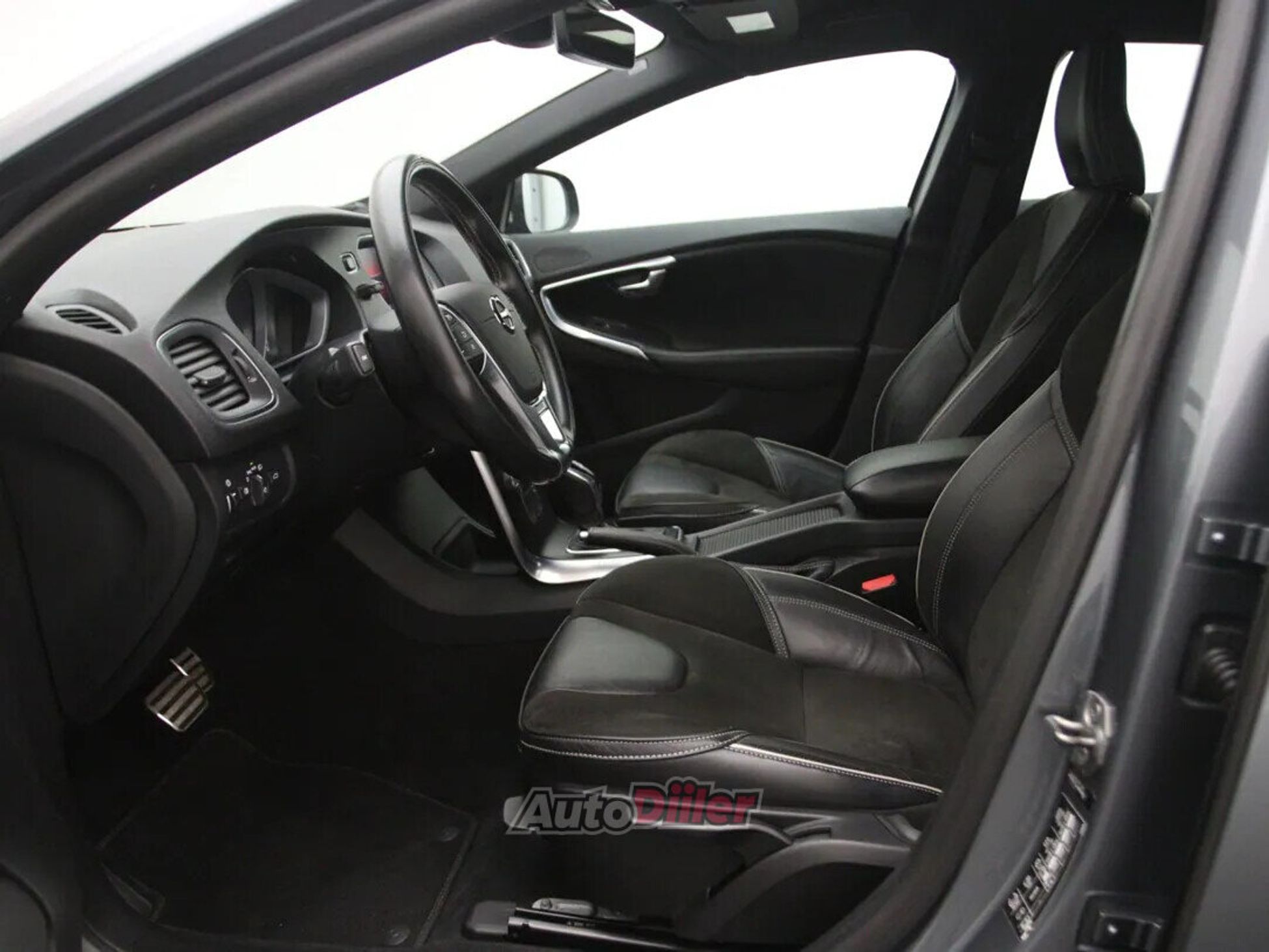 Volvo V40 Business Sport 2.0 110kW 2018, kuva 4/10
