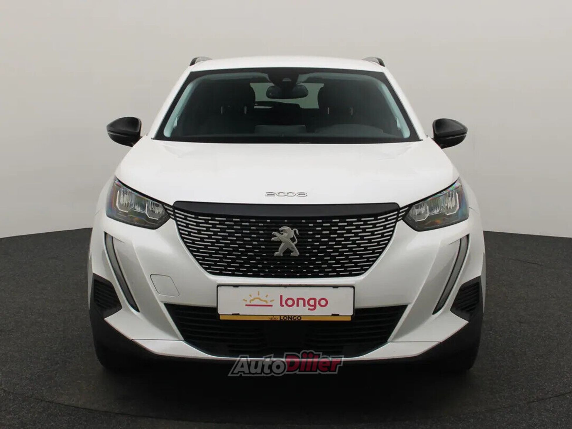 Peugeot 2008 Allure 1.5 81kW 2022, photo 3/10