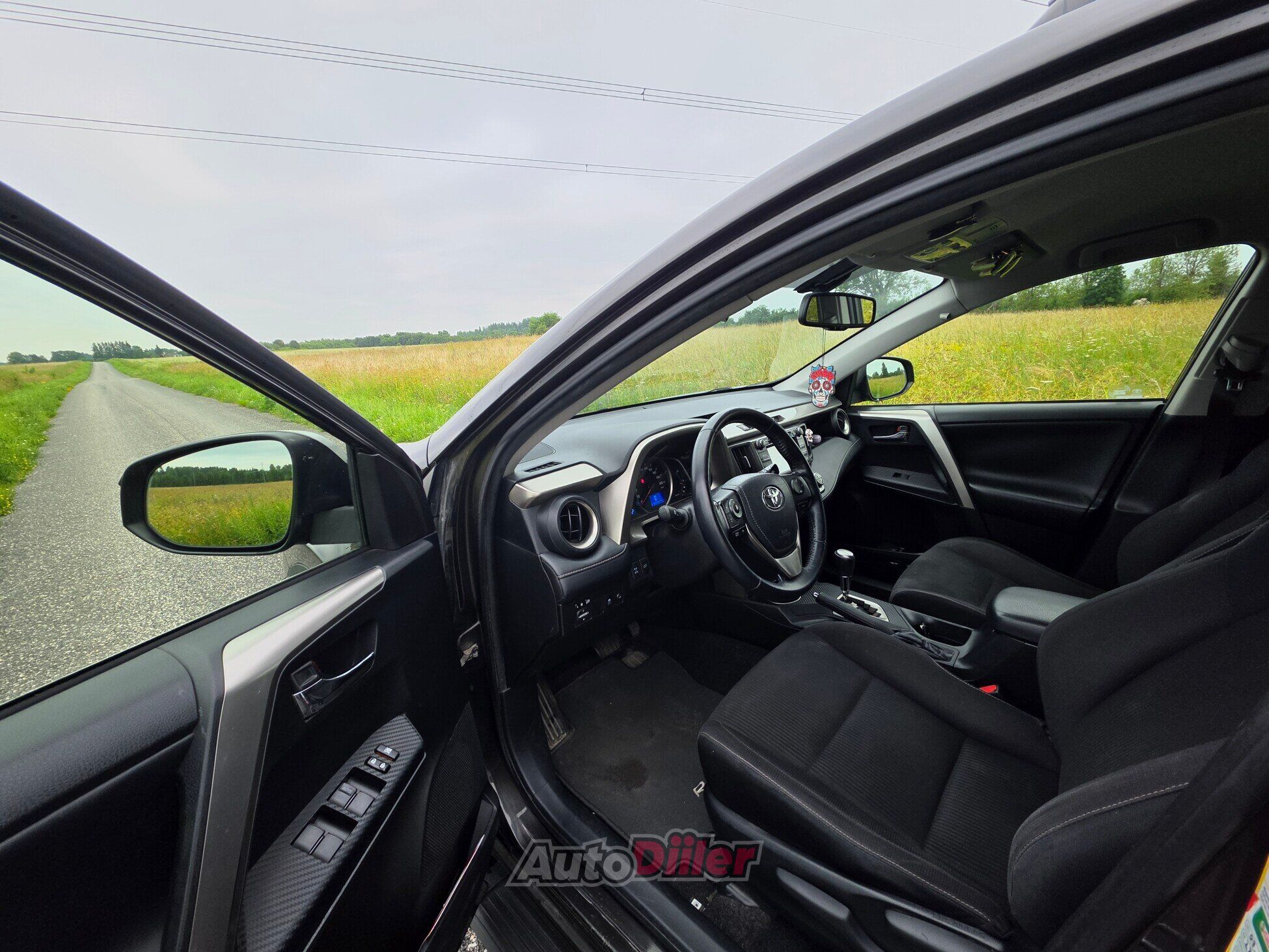 Toyota RAV4 2.0 111kW 2015, photo 7/9