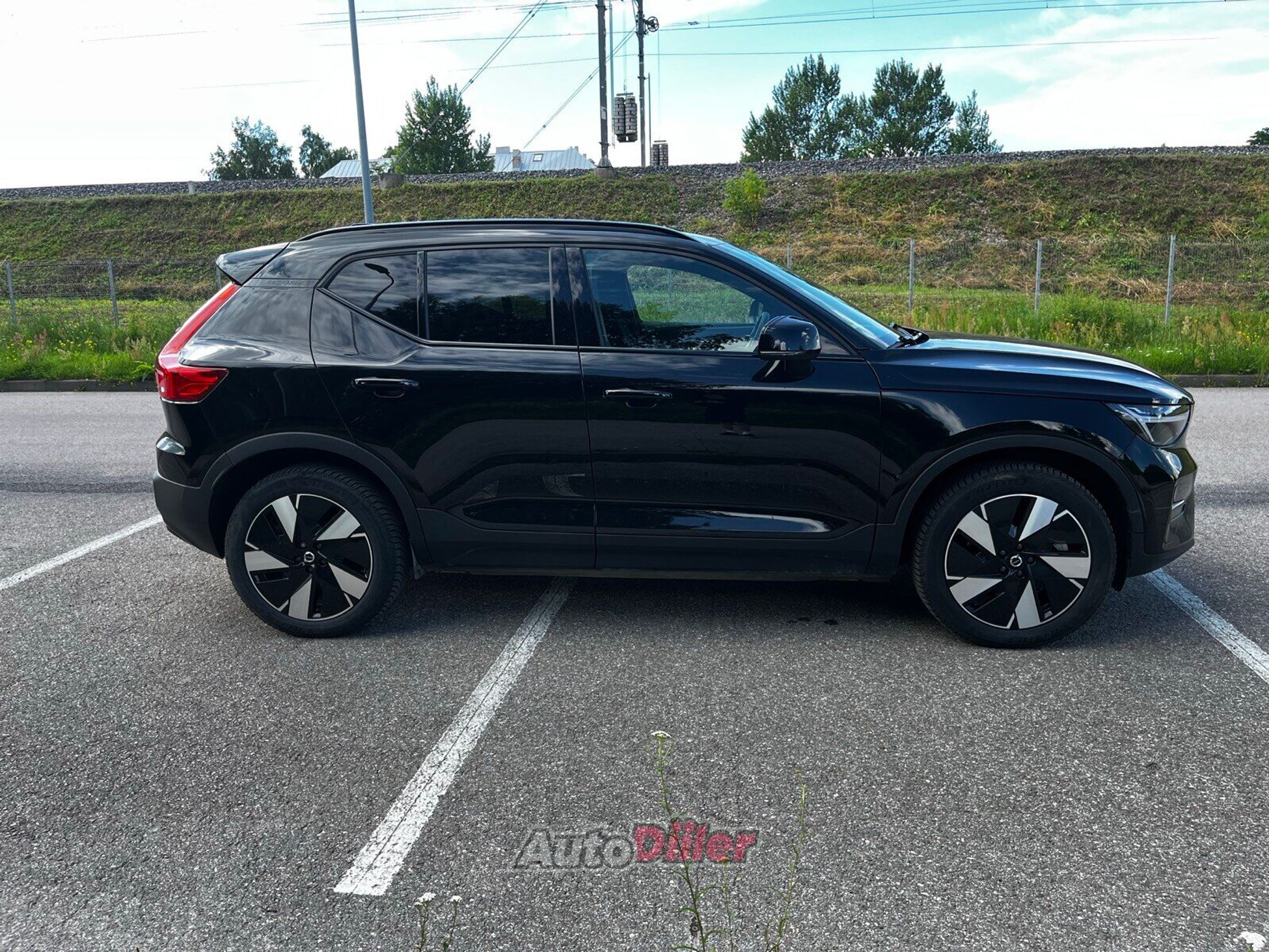 Volvo XC40 175kW 2024, kuva 3/8