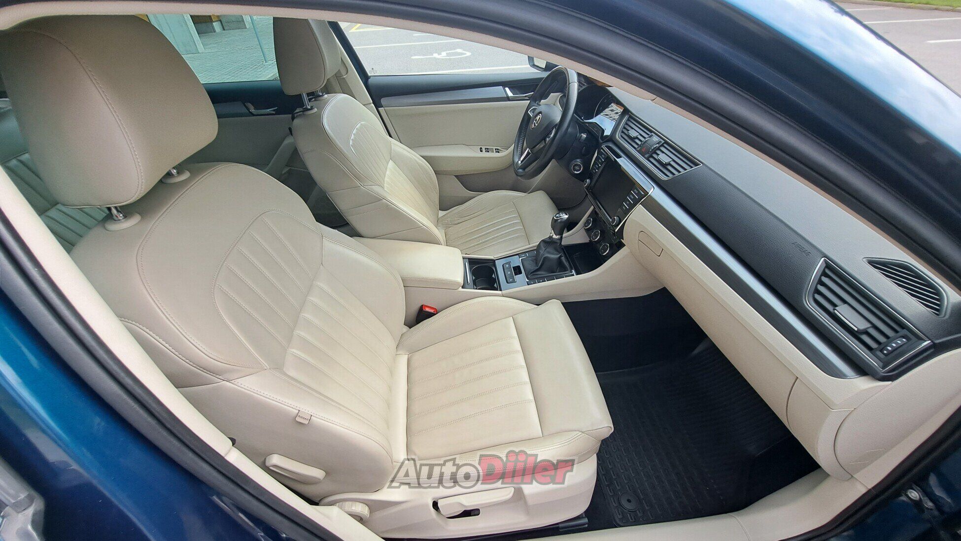Skoda Superb 1.8 132kW 2016, kuva 4/9