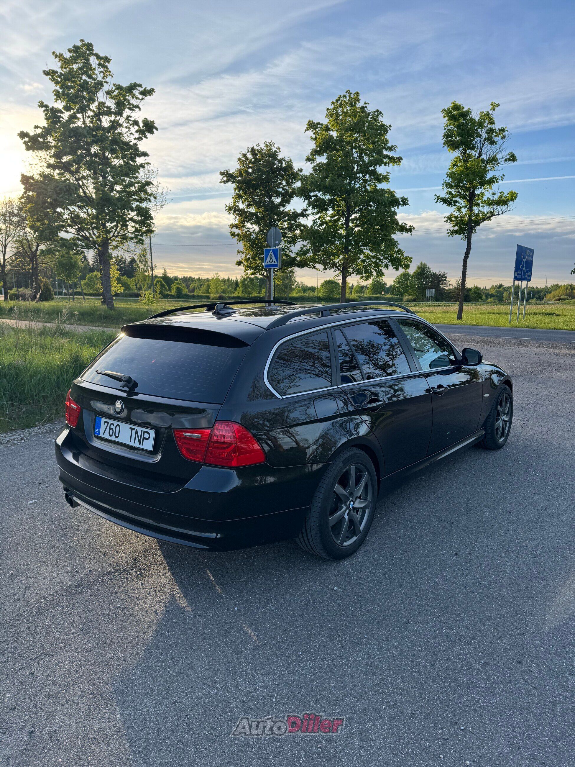 BMW 330 3.0 180kW 2009, kuva 5/10