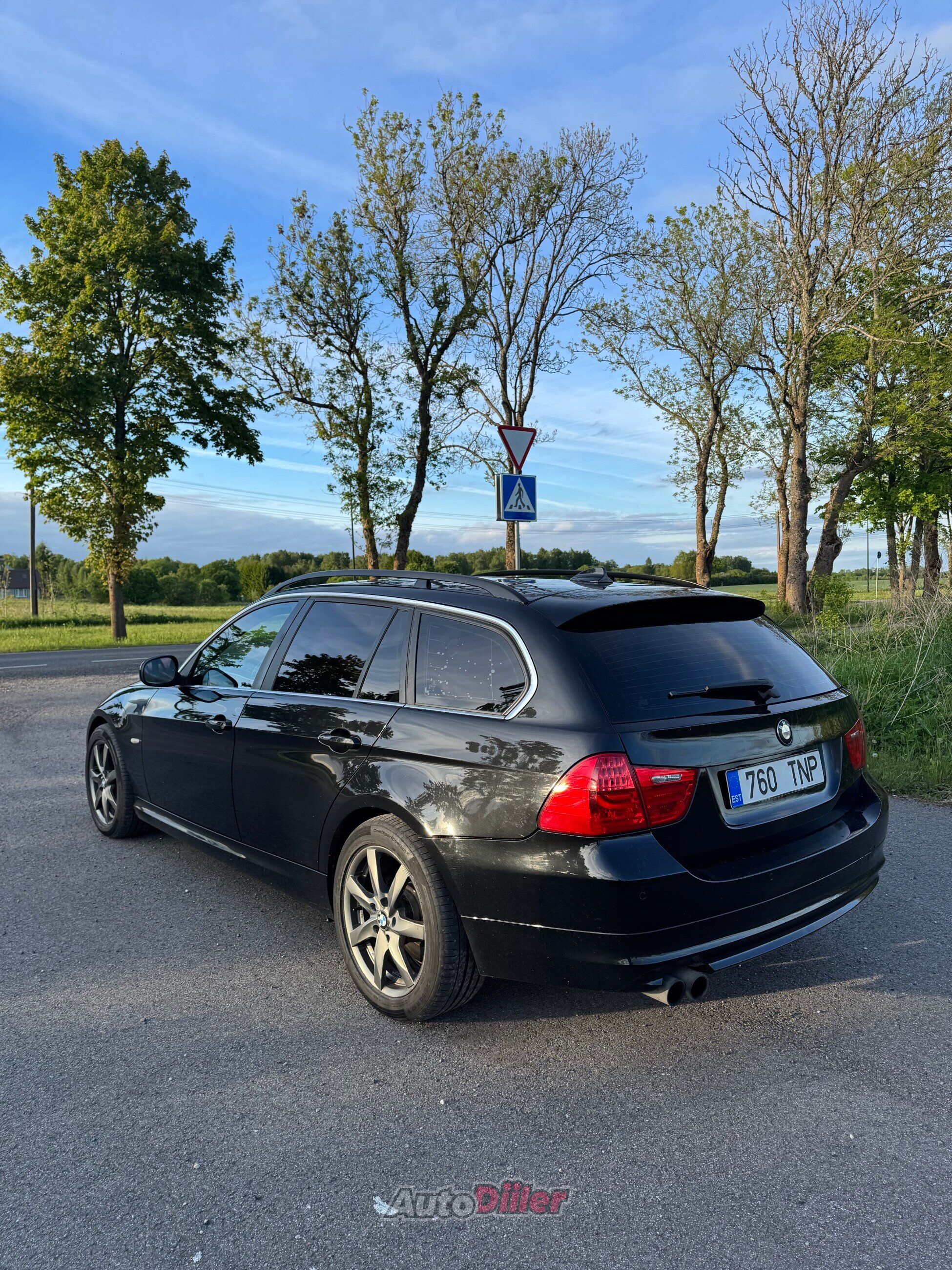 BMW 330 3.0 180kW 2009, kuva 3/10
