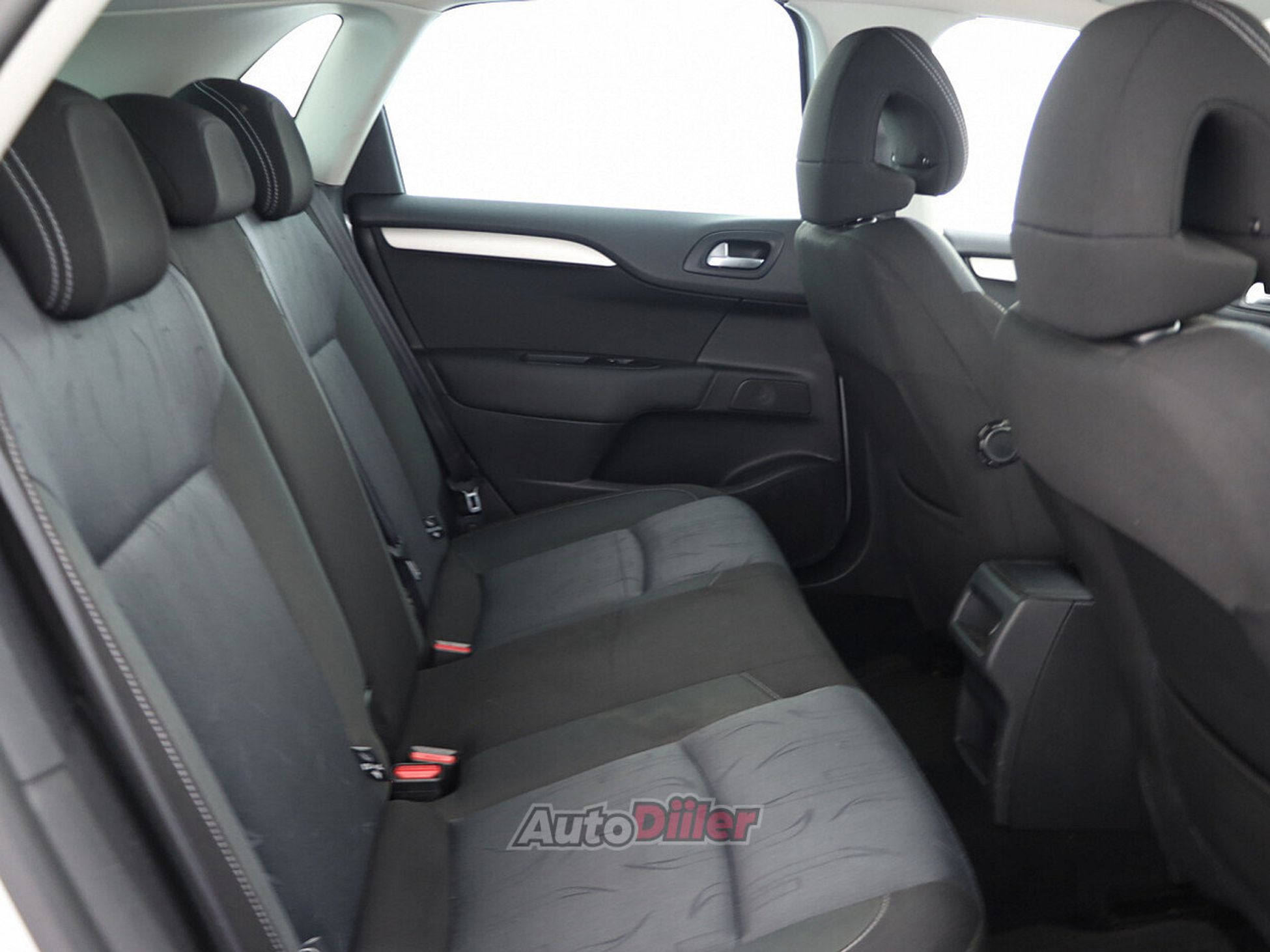 Citroen C4 1.6 88kW 2011, photo 7/8