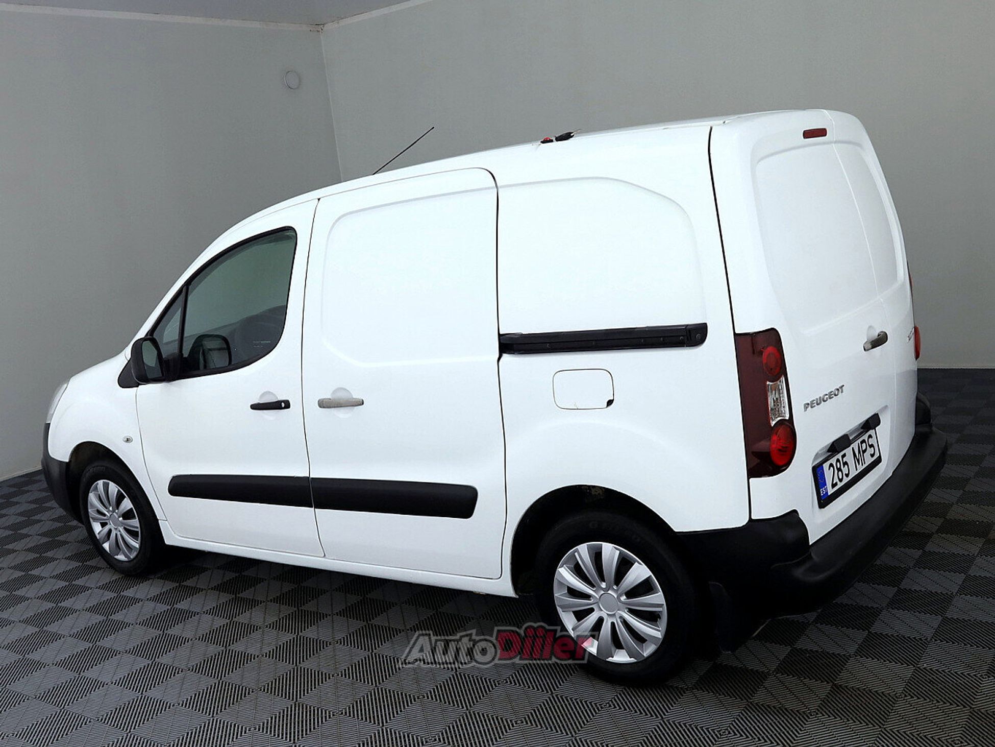 Peugeot Partner 1.6 55kW 2016, kuva 4/8