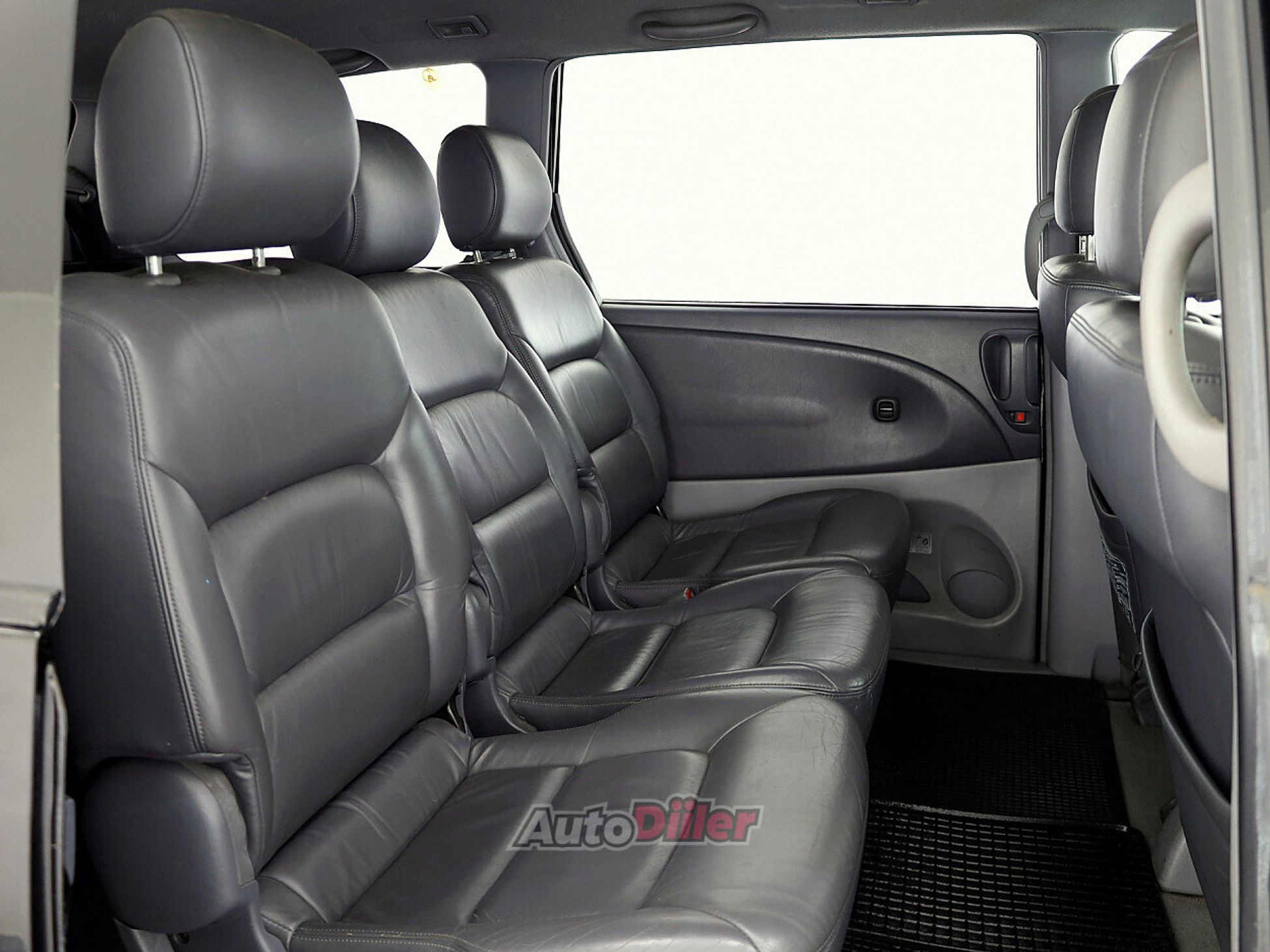 Toyota Previa 2.4 115kW 2003, photo 7/8