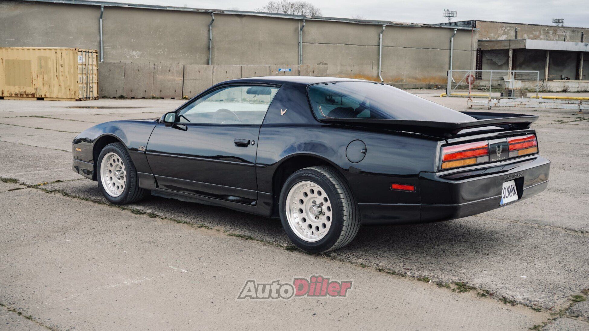 Pontiac Firebird Trans Am GTA 5.7 176kW 1989, photo 2/10