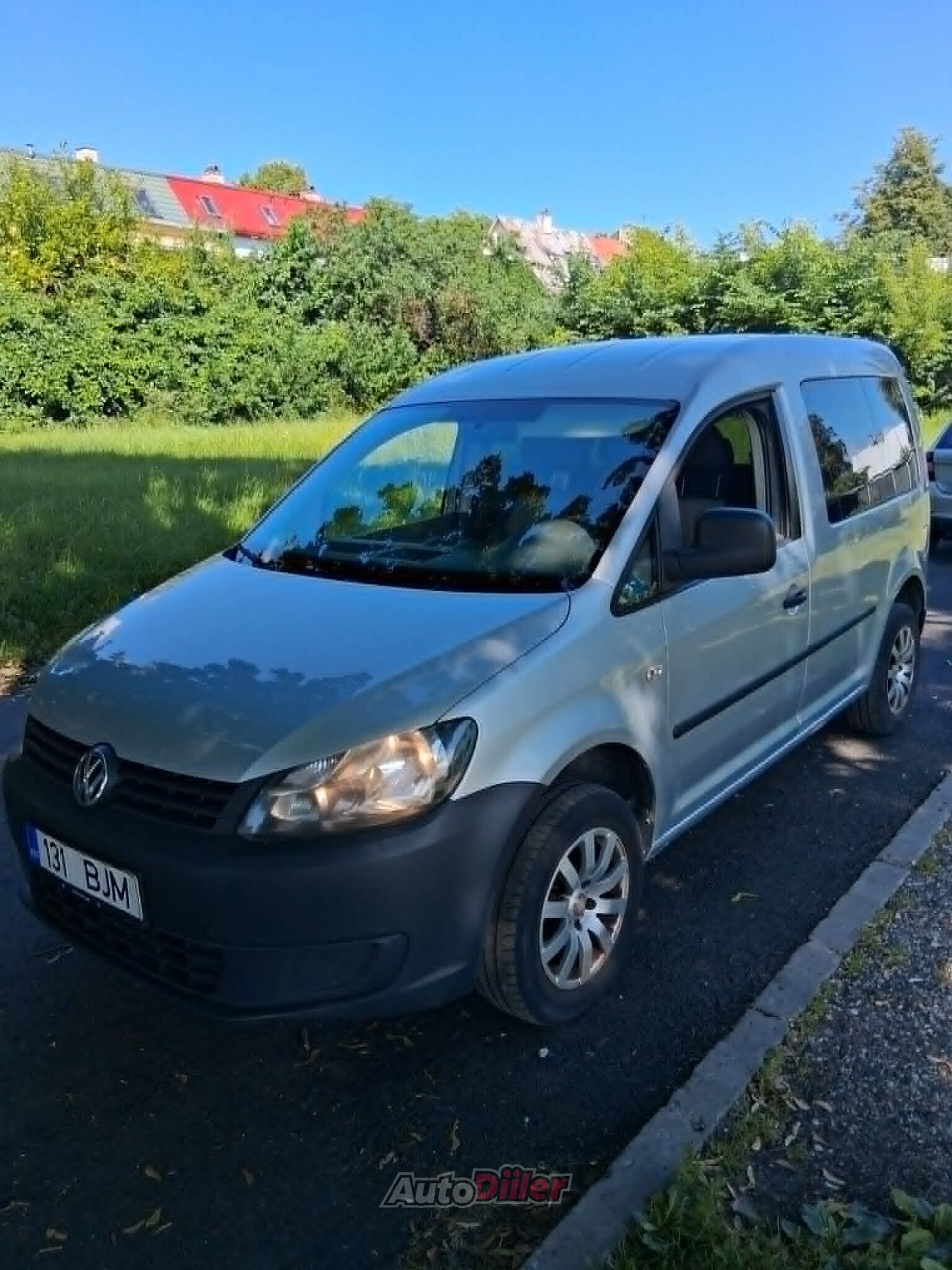 Volkswagen Caddy 1.6 75kW 2013, photo 2/10