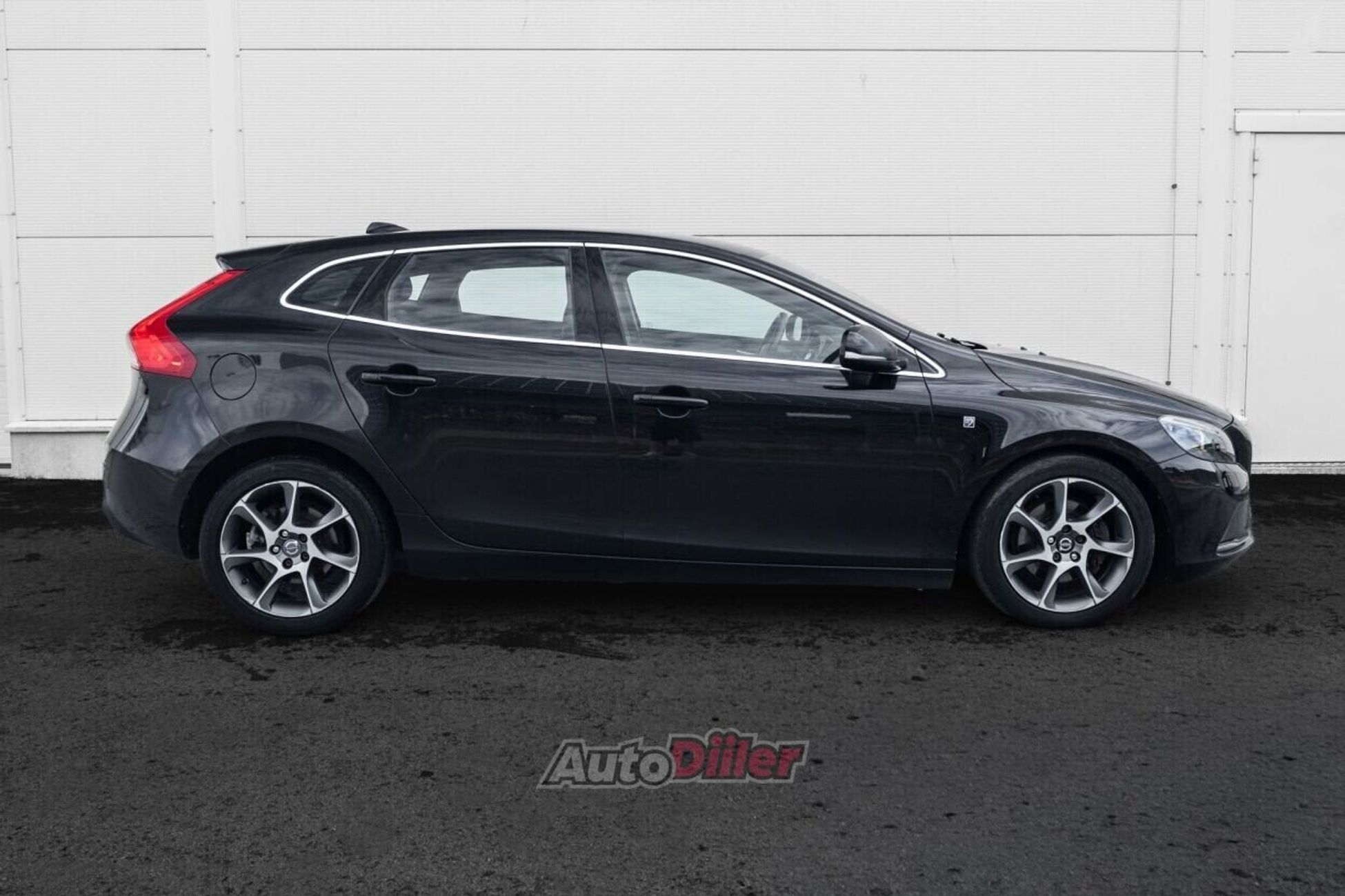 Volvo V40 Ocean Race 1.6 84kW 2015, kuva 4/10