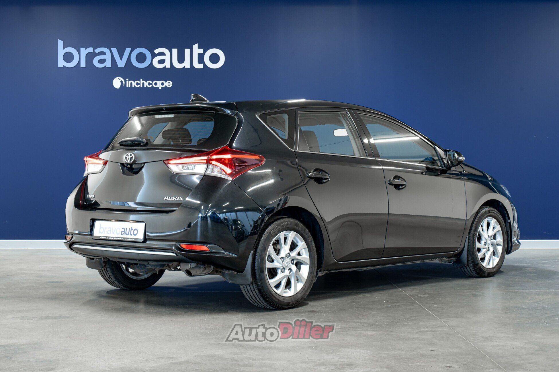 Toyota Auris Active 1.6 97kW 2016, photo 2/10