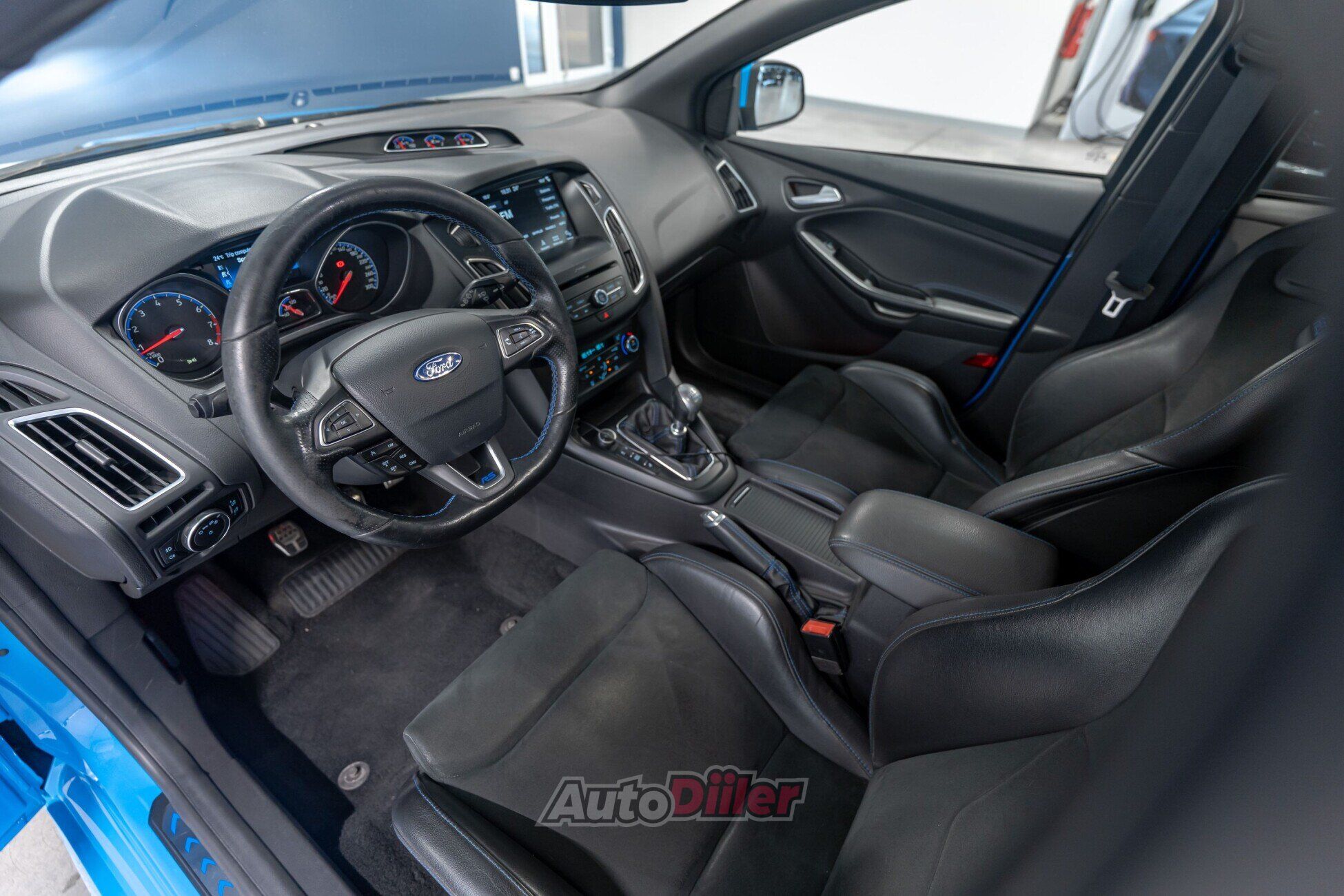 Ford Focus RS 2016, photo 4/10