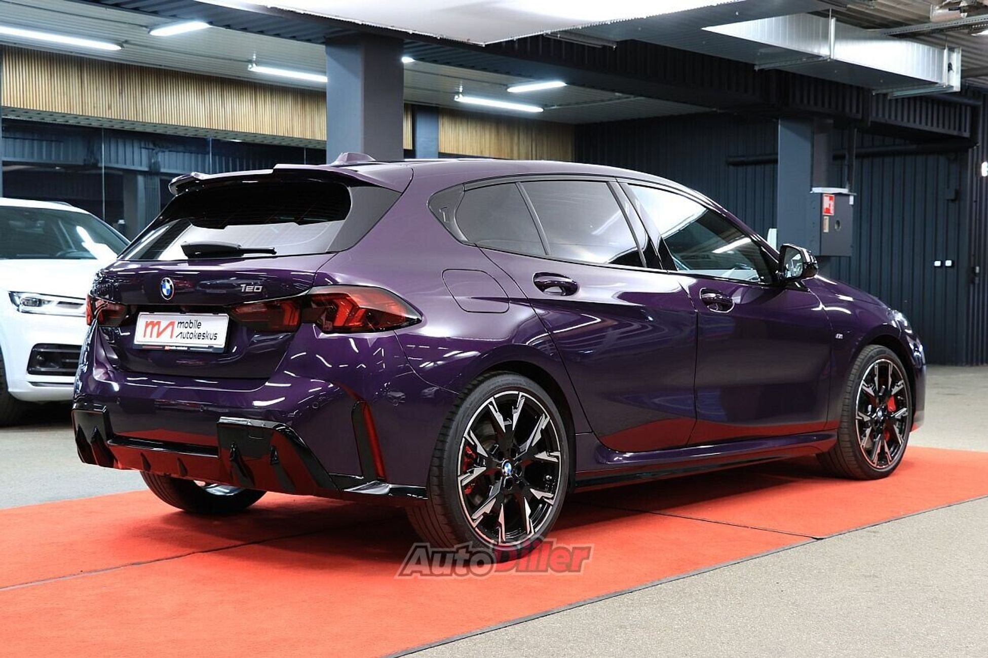 BMW 120 M-Sportpakett 1.5 115kW 2024, kuva 2/10