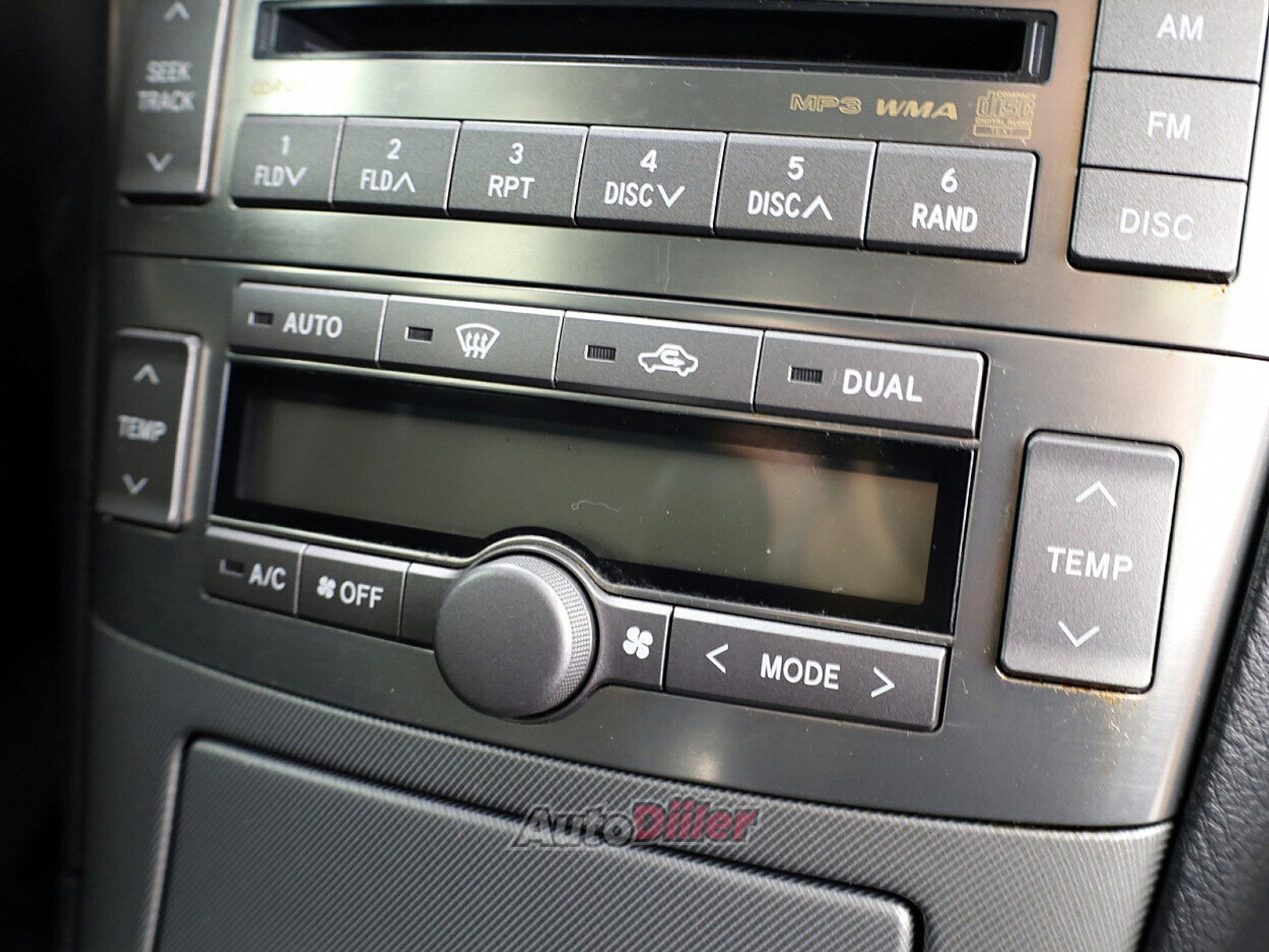 Toyota Avensis 1.8 95kW 2007, photo 8/8