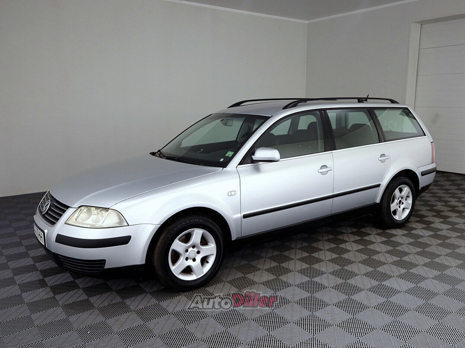 Volkswagen Passat 1.9 74kW 2002, kuva 2/7