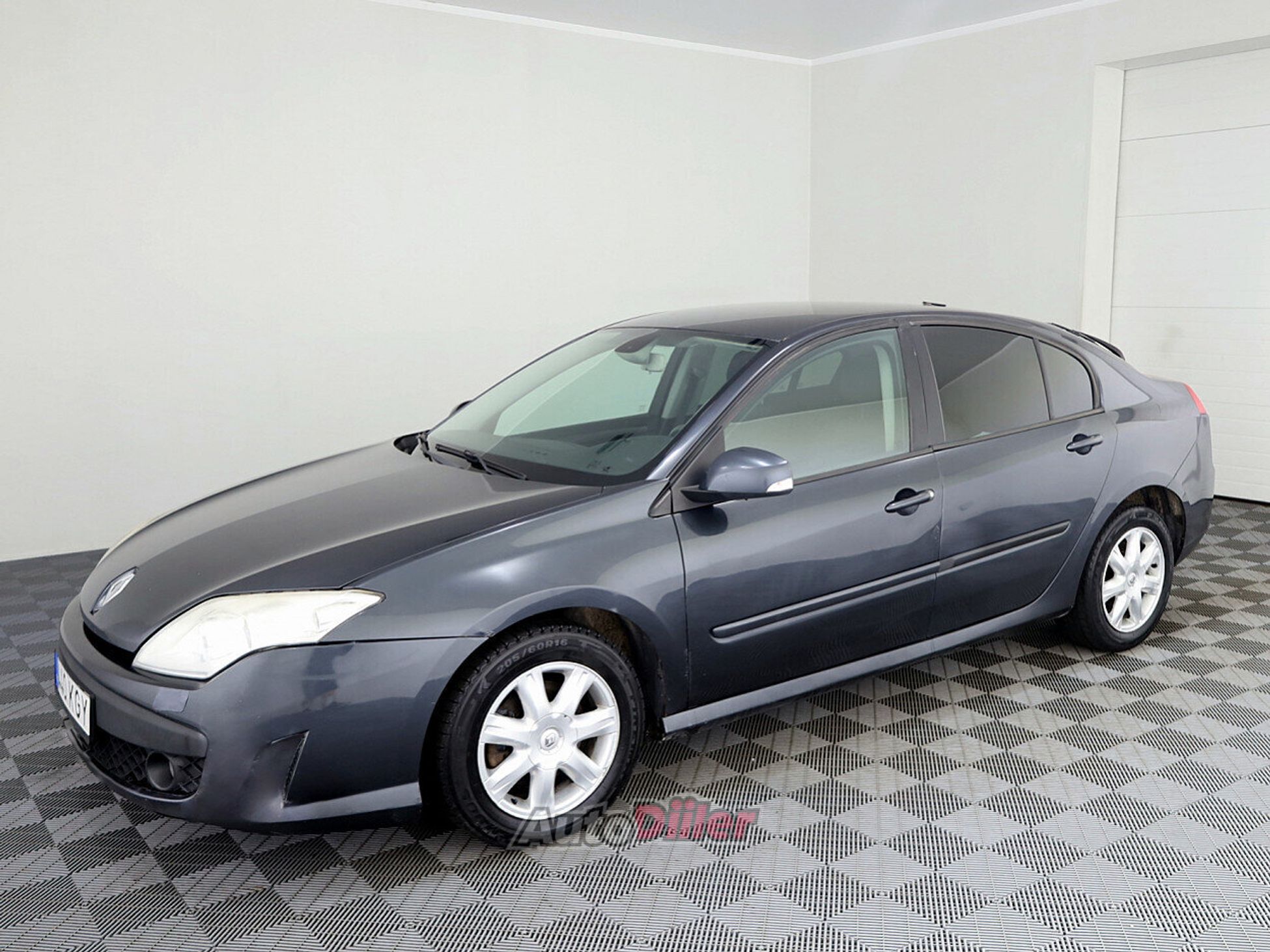 Renault Laguna 2.0 96kW 2008, kuva 2/7