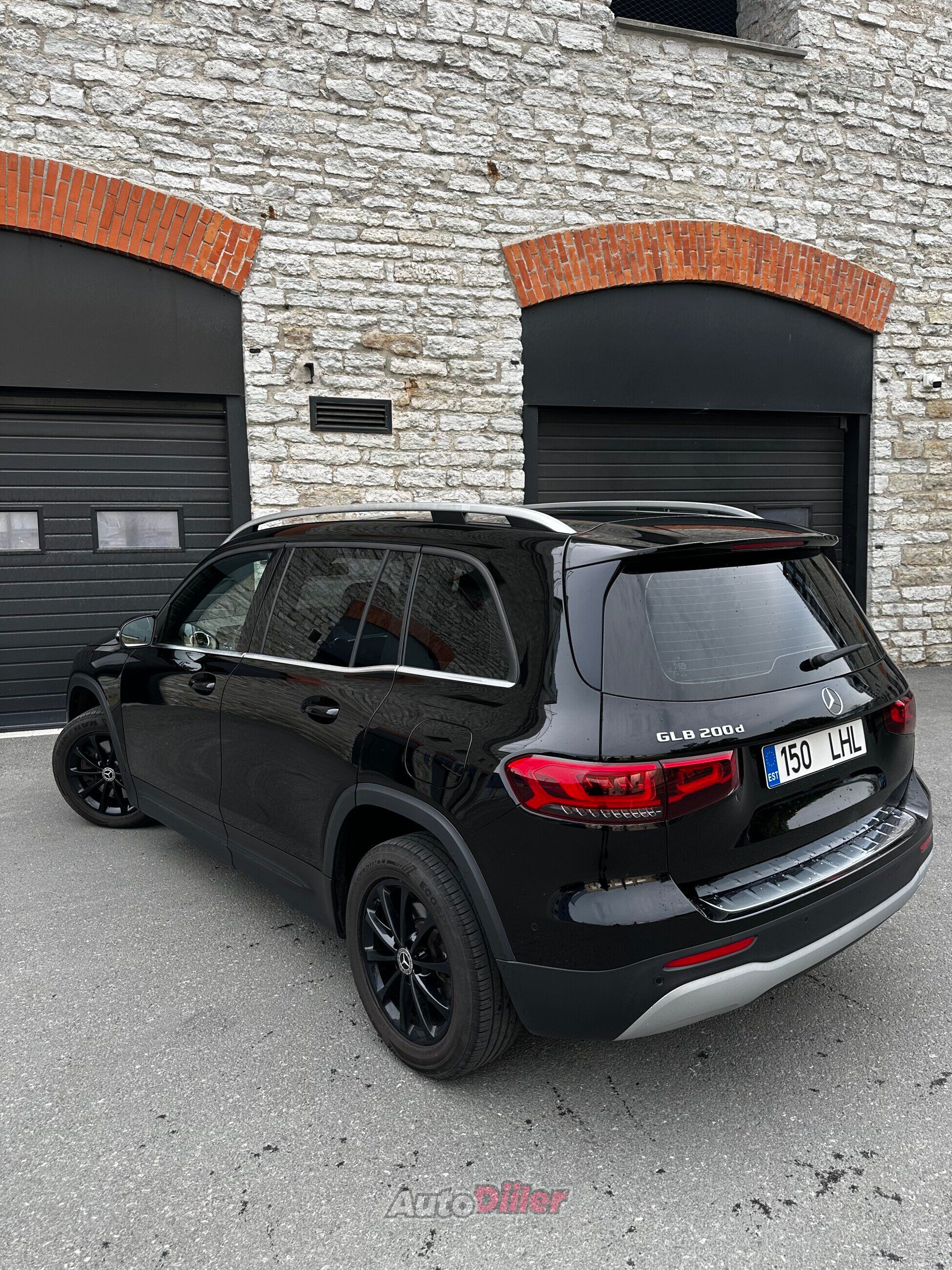 Mercedes-Benz GLB 200 2.0 110kW 2021, photo 4/10