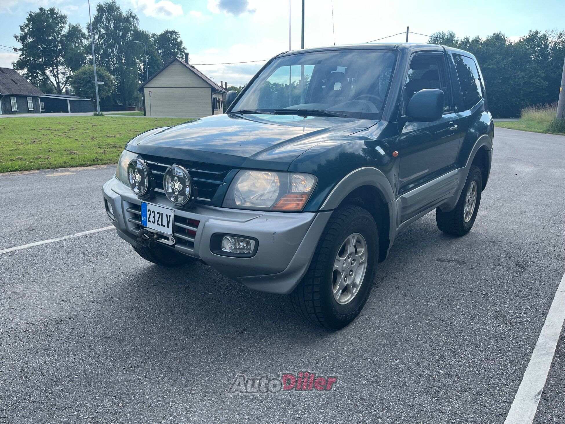 Mitsubishi Pajero 3.2 118kW 2002, photo 2/4