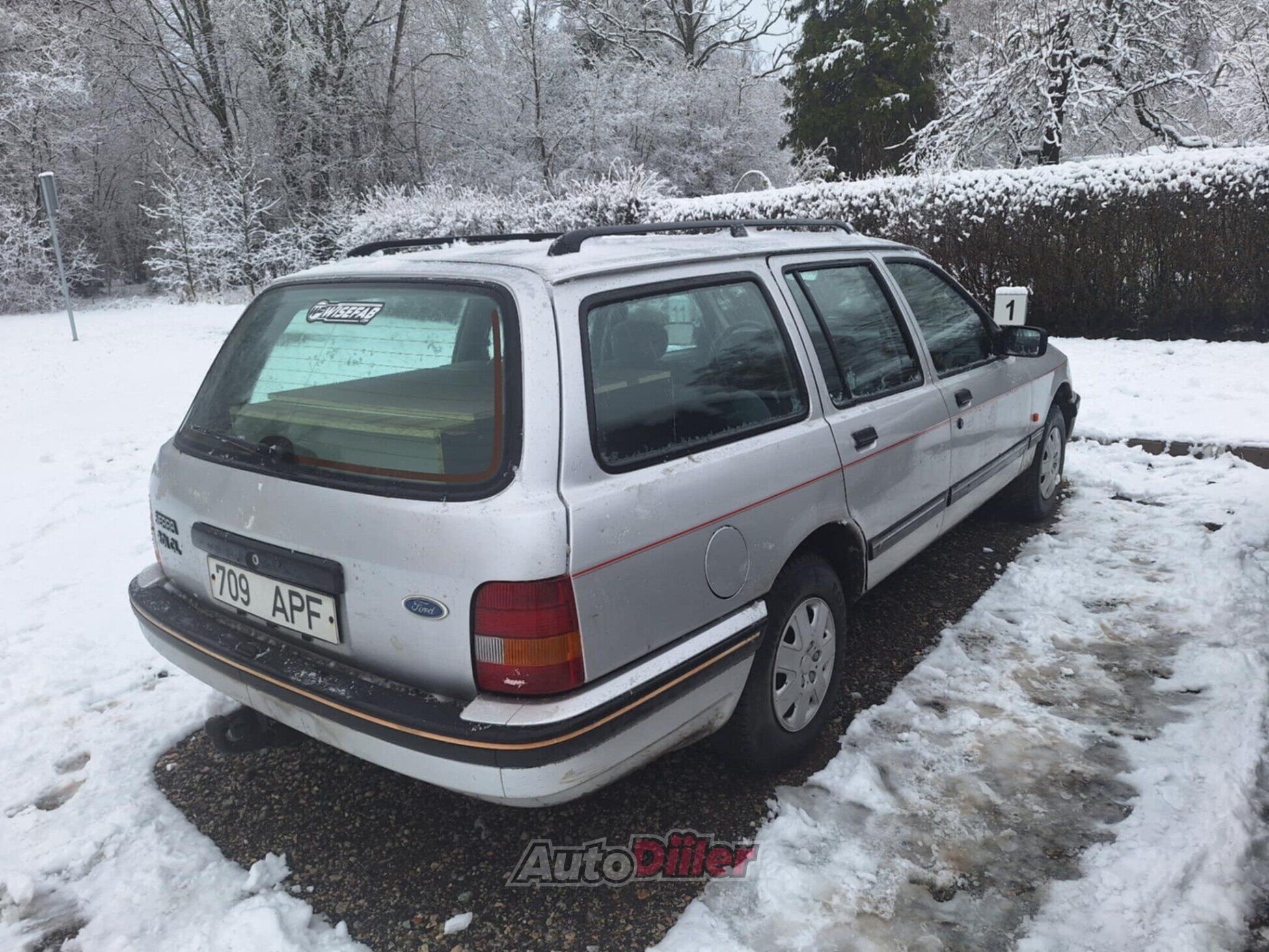 Ford Sierra 2.0 85kW 1990, photo 5/9