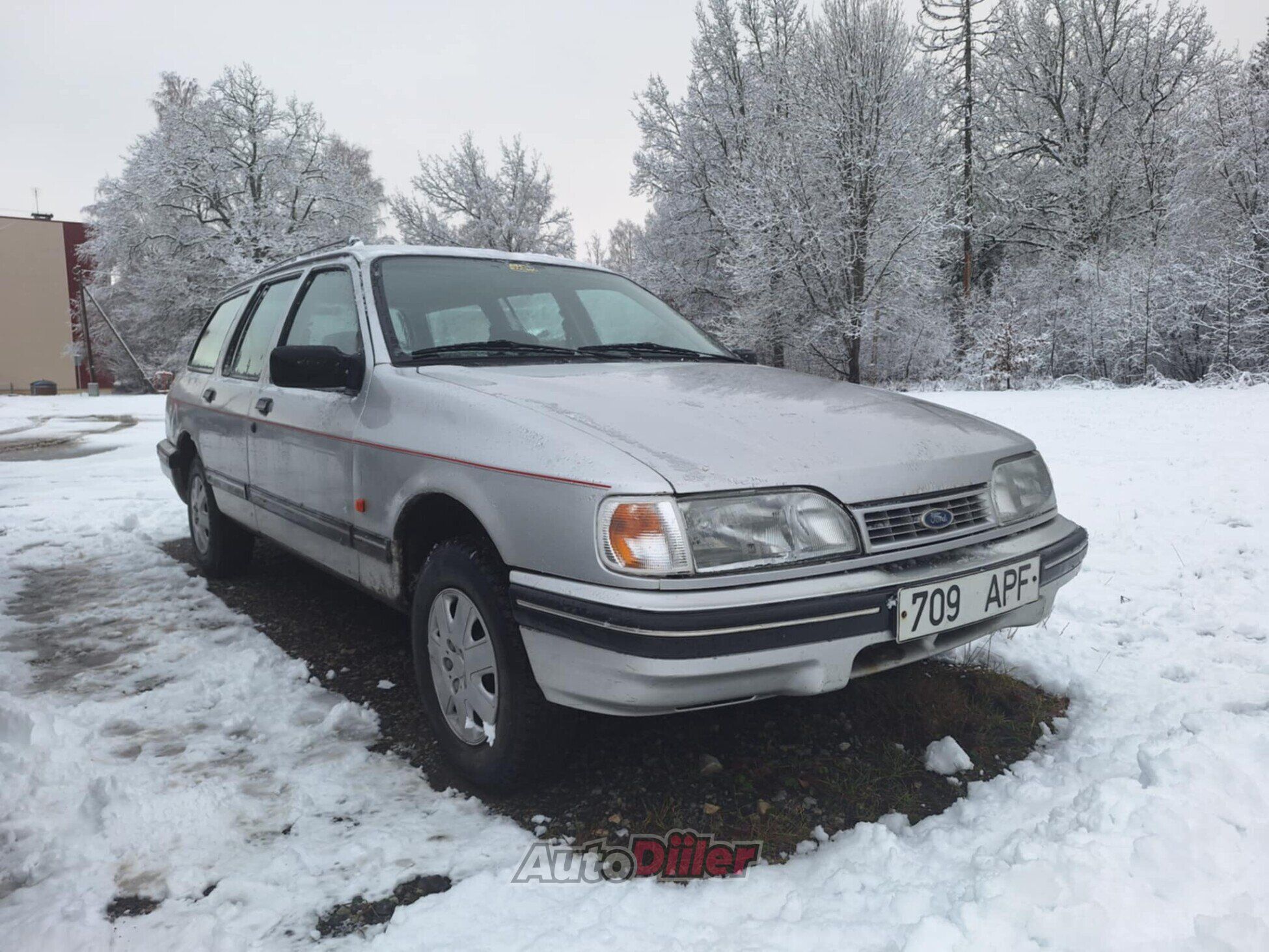 Ford Sierra 2.0 85kW 1990, photo 6/9