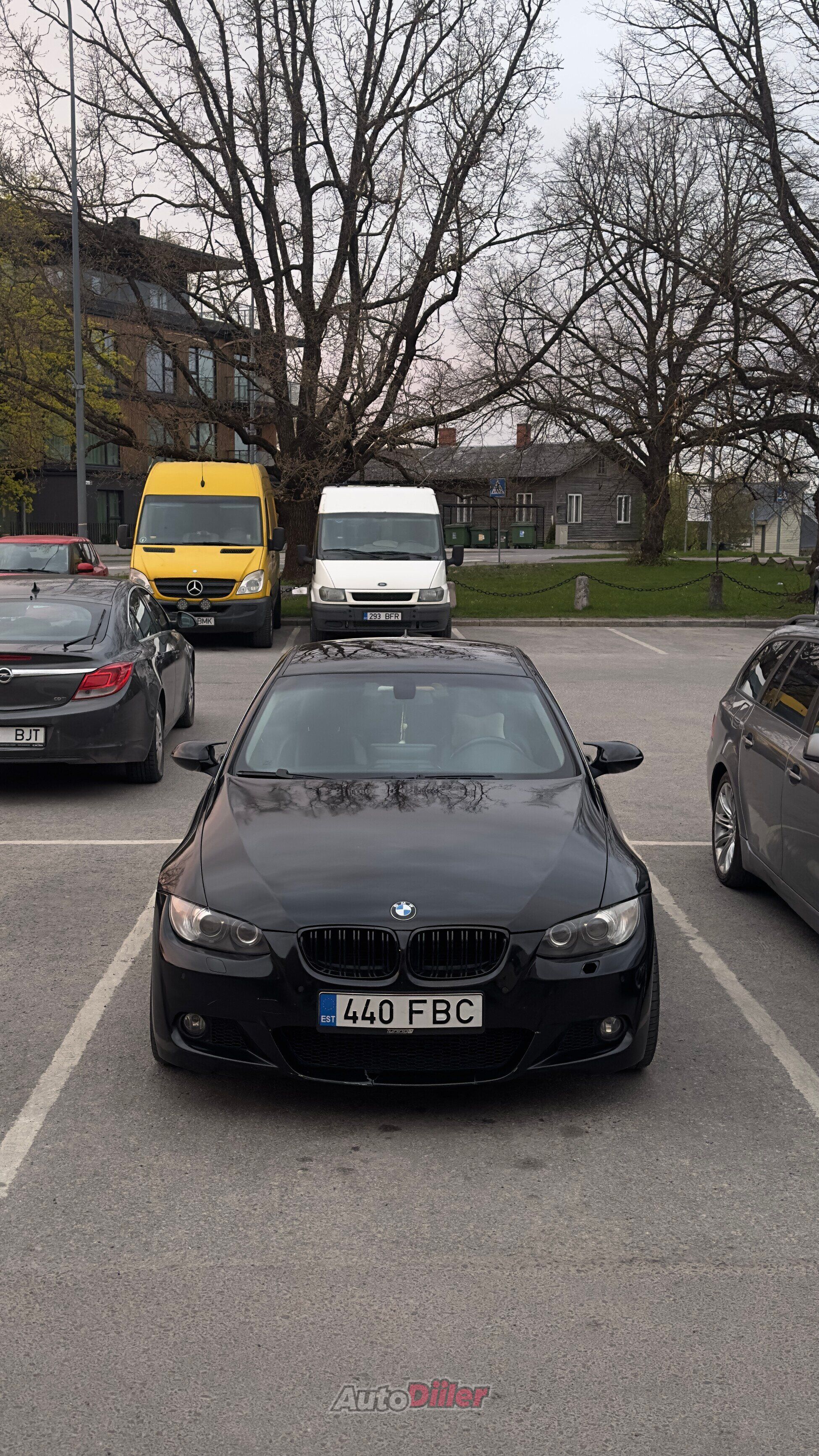 BMW 330