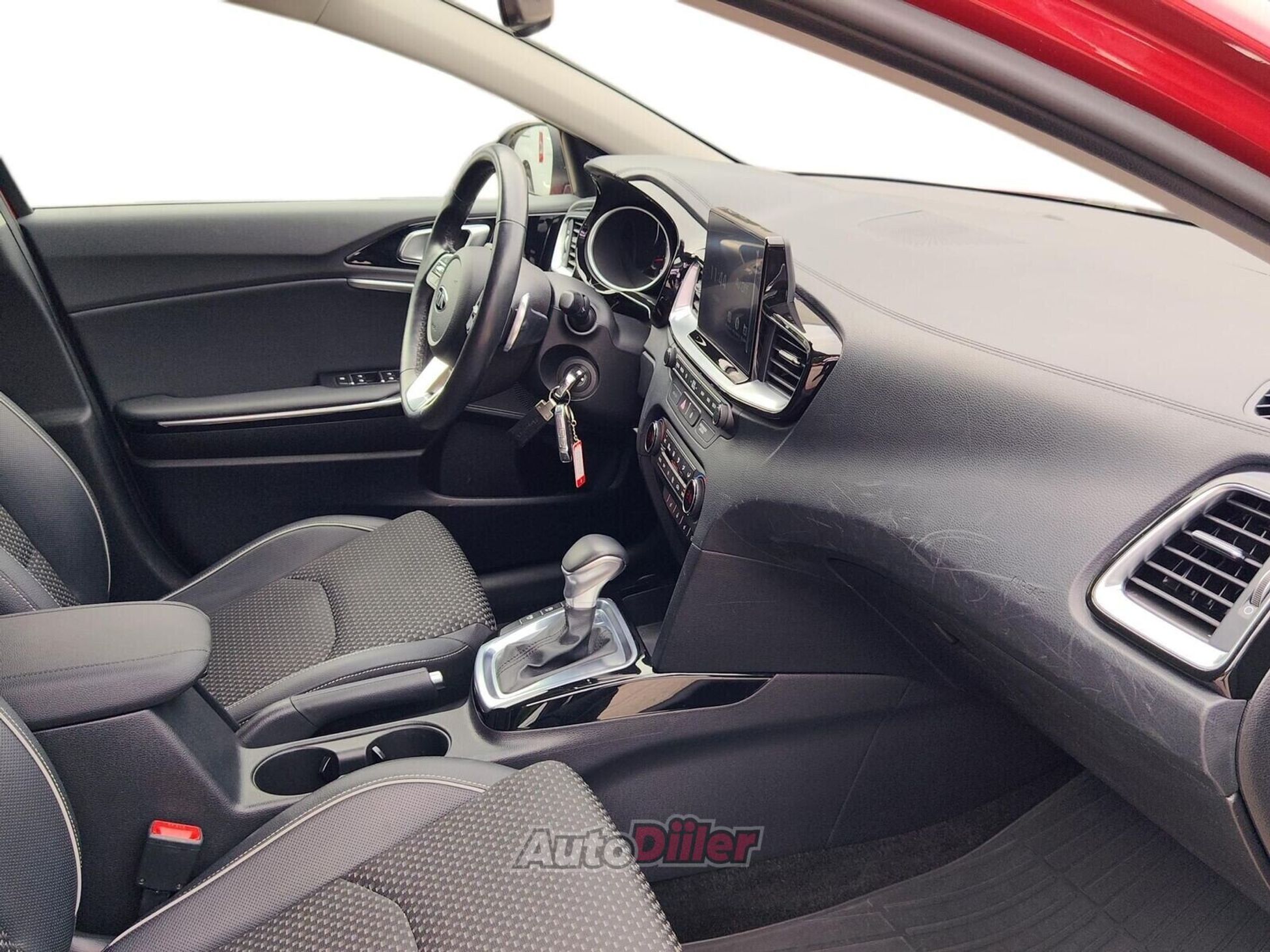 Kia cee'd / Ceed 1.4 103kW 2019, kuva 6/10