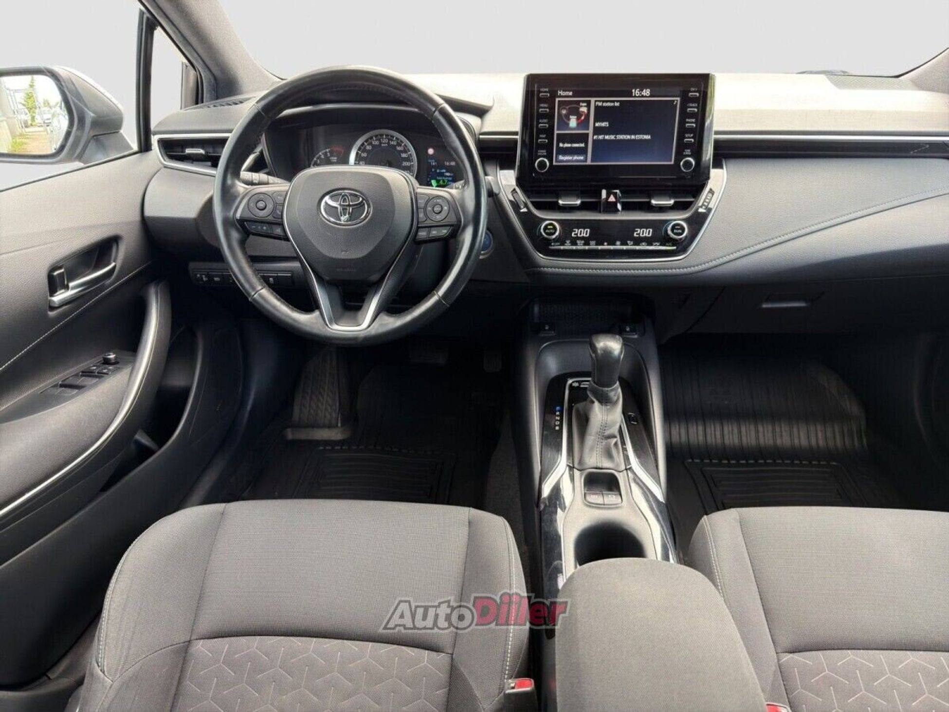 Toyota Corolla 1.8 72kW 2019, photo 5/10