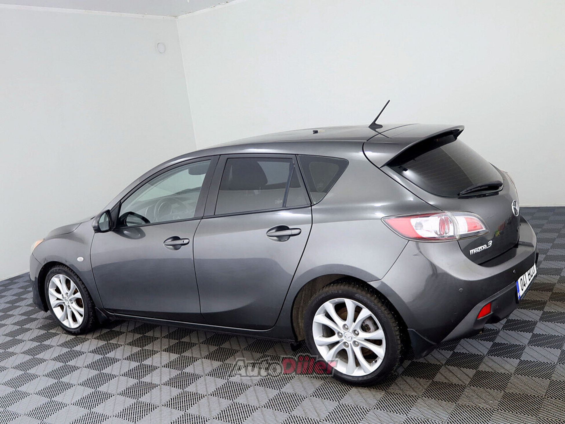 Mazda 3 1.6 77kW 2010, kuva 4/7