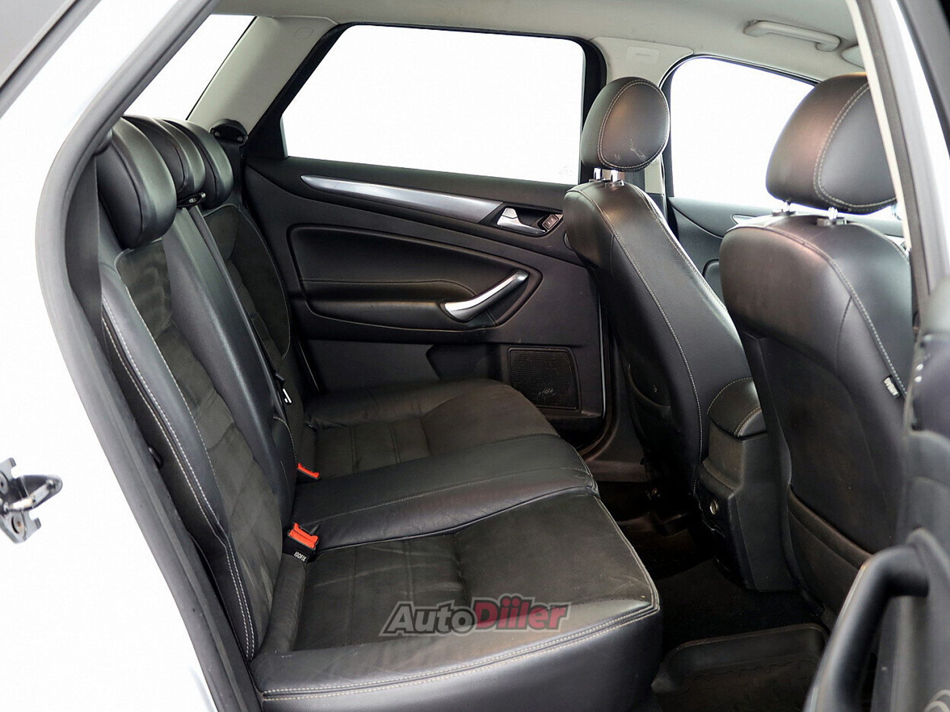 Ford Mondeo 2.0 103kW 2011, photo 7/7
