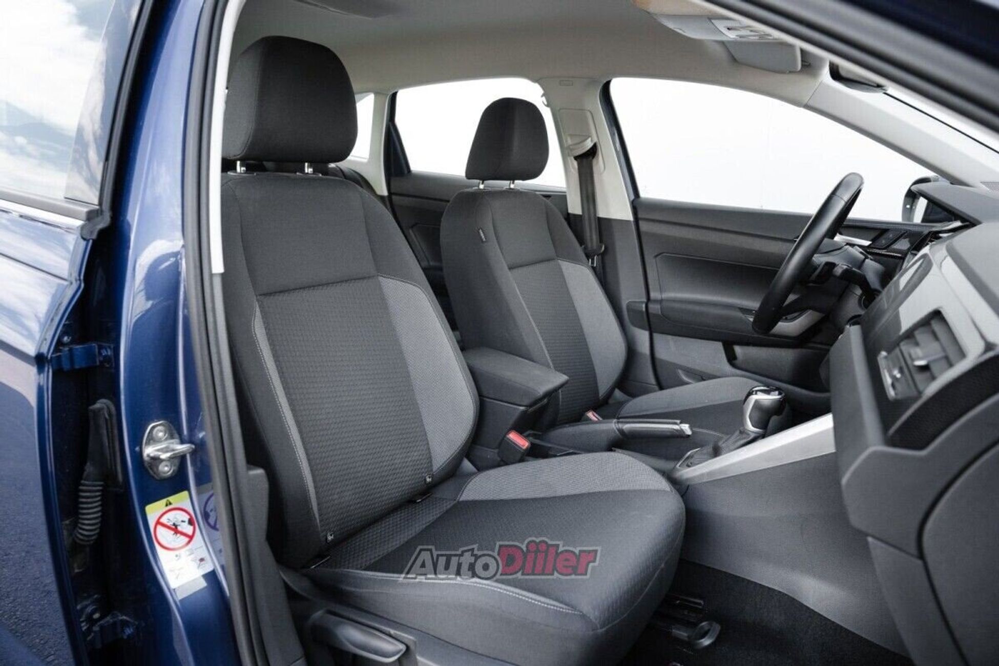 Volkswagen Taigo 1.0 81kW 2023, photo 7/10