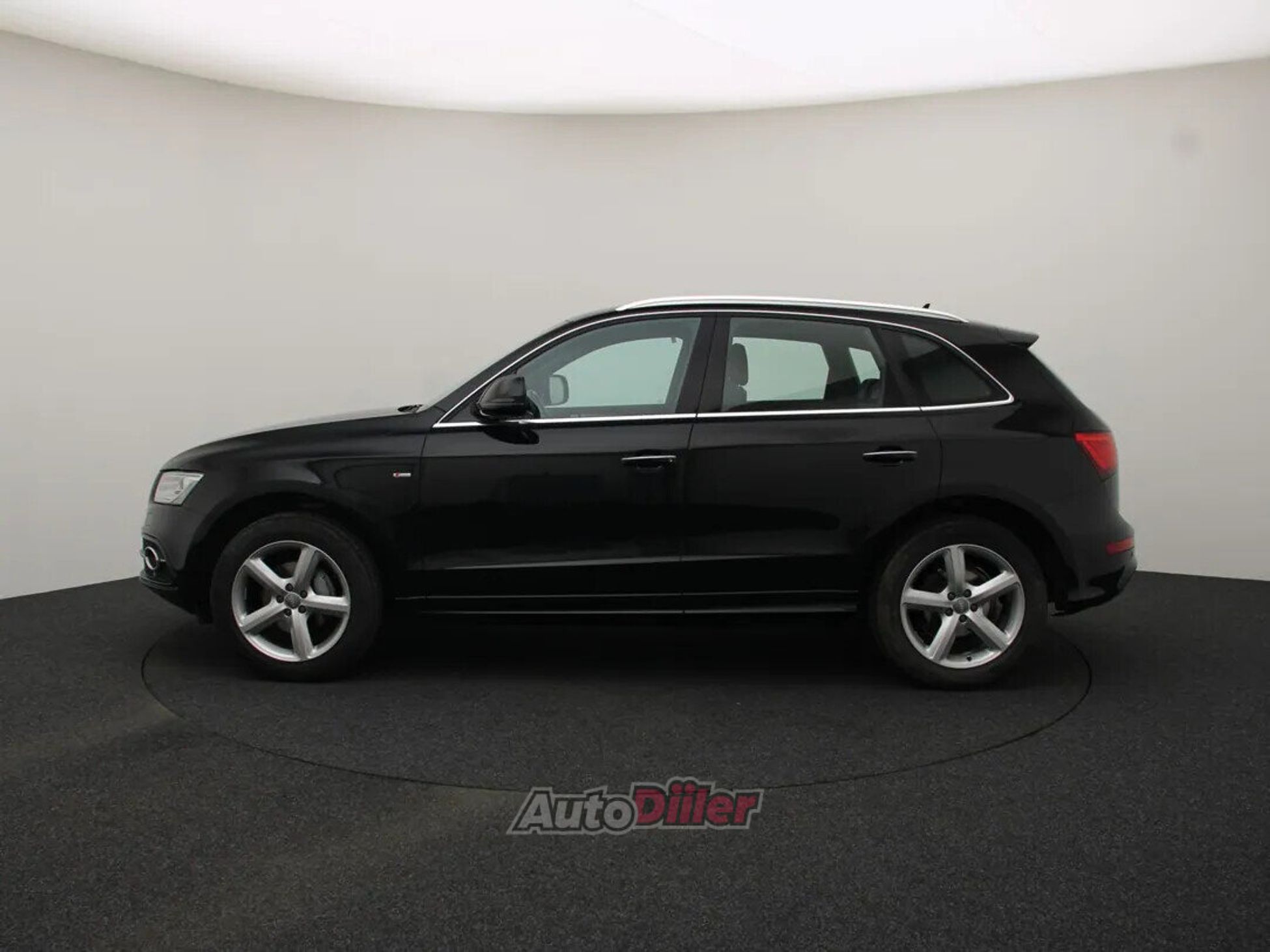 Audi Q5 S Edition 2.0 140kW 2017, photo 6/10