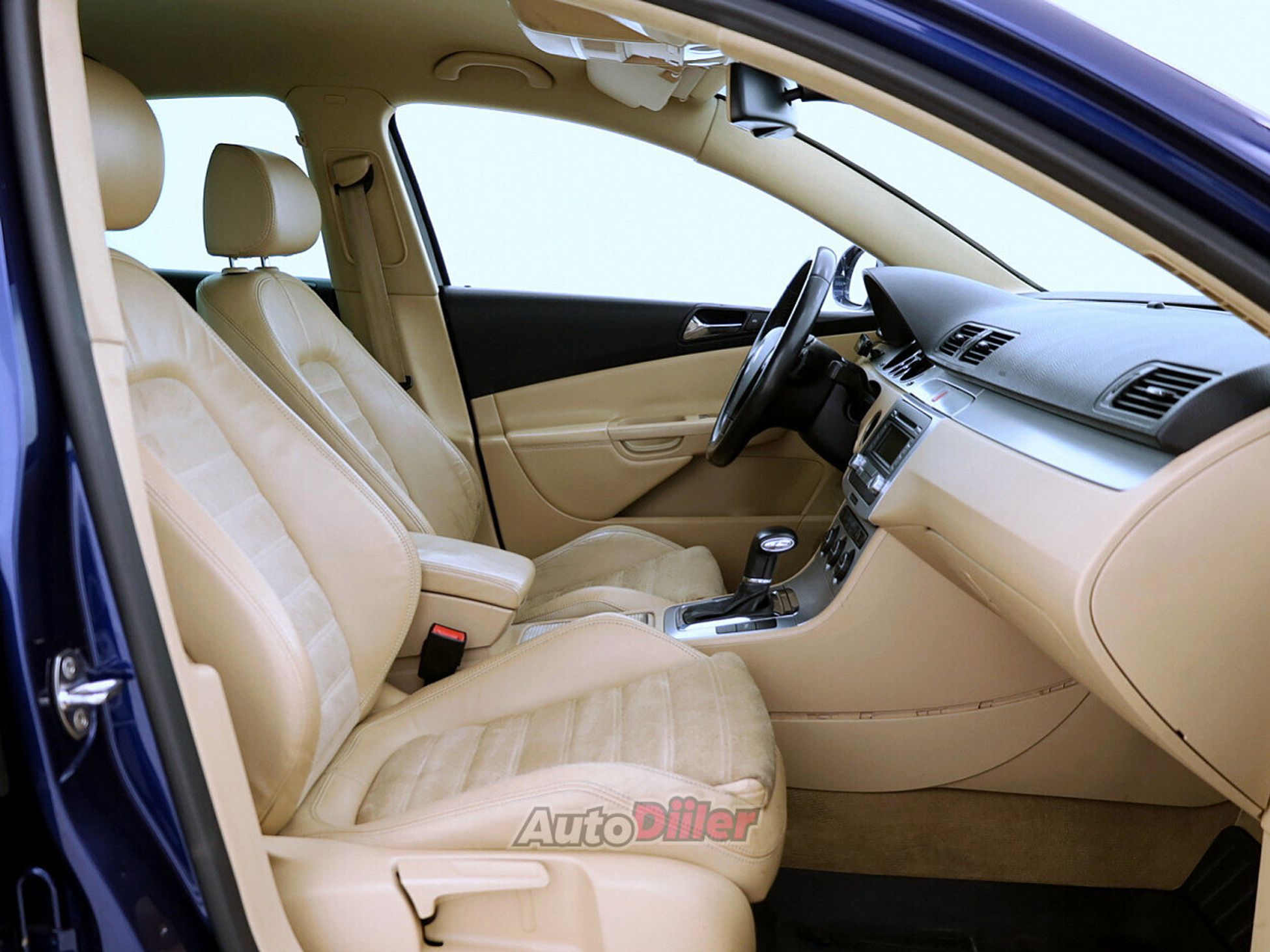 Volkswagen Passat 2.0 110kW 2005, kuva 6/7
